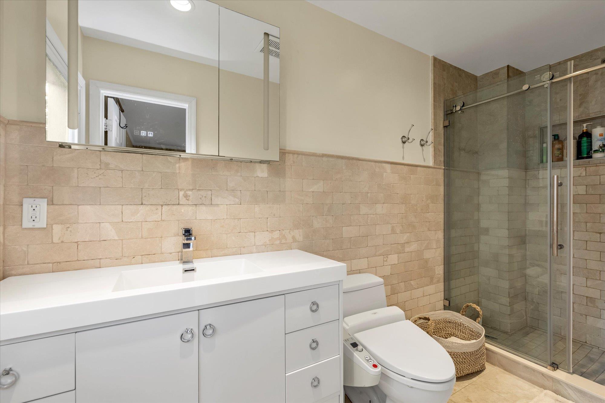 Single Family Nottingham  Nassau County, NY 11040, MLS-862554-16