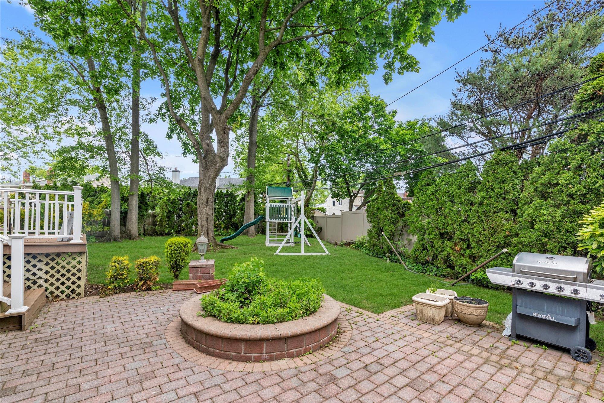 Single Family Nottingham  Nassau County, NY 11040, MLS-862554-18