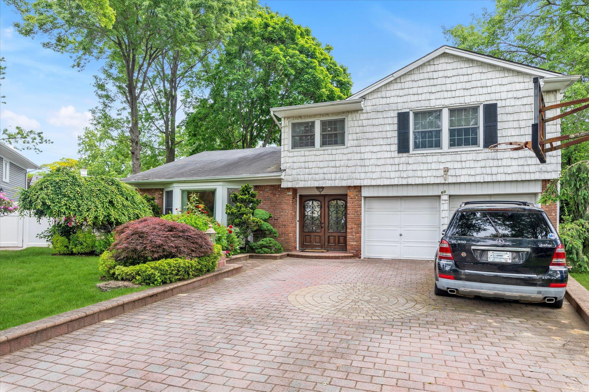 Single Family Nottingham  Nassau County, NY 11040, MLS-862554-23