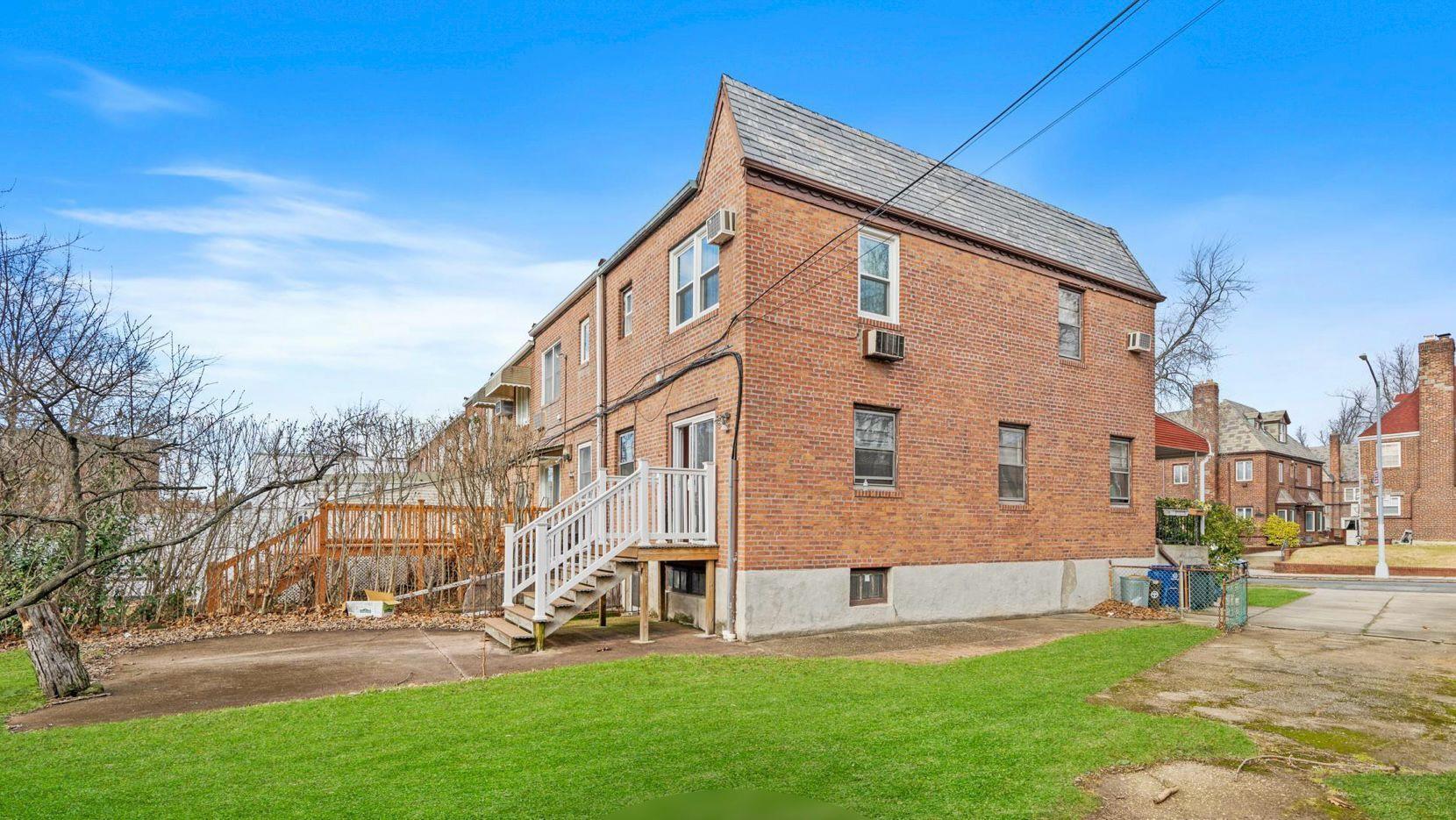 Single Family 76th  Queens, NY 11367, MLS-862557-13