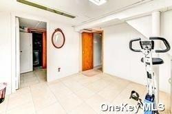 Single Family 69  Queens, NY 11375, MLS-862563-10