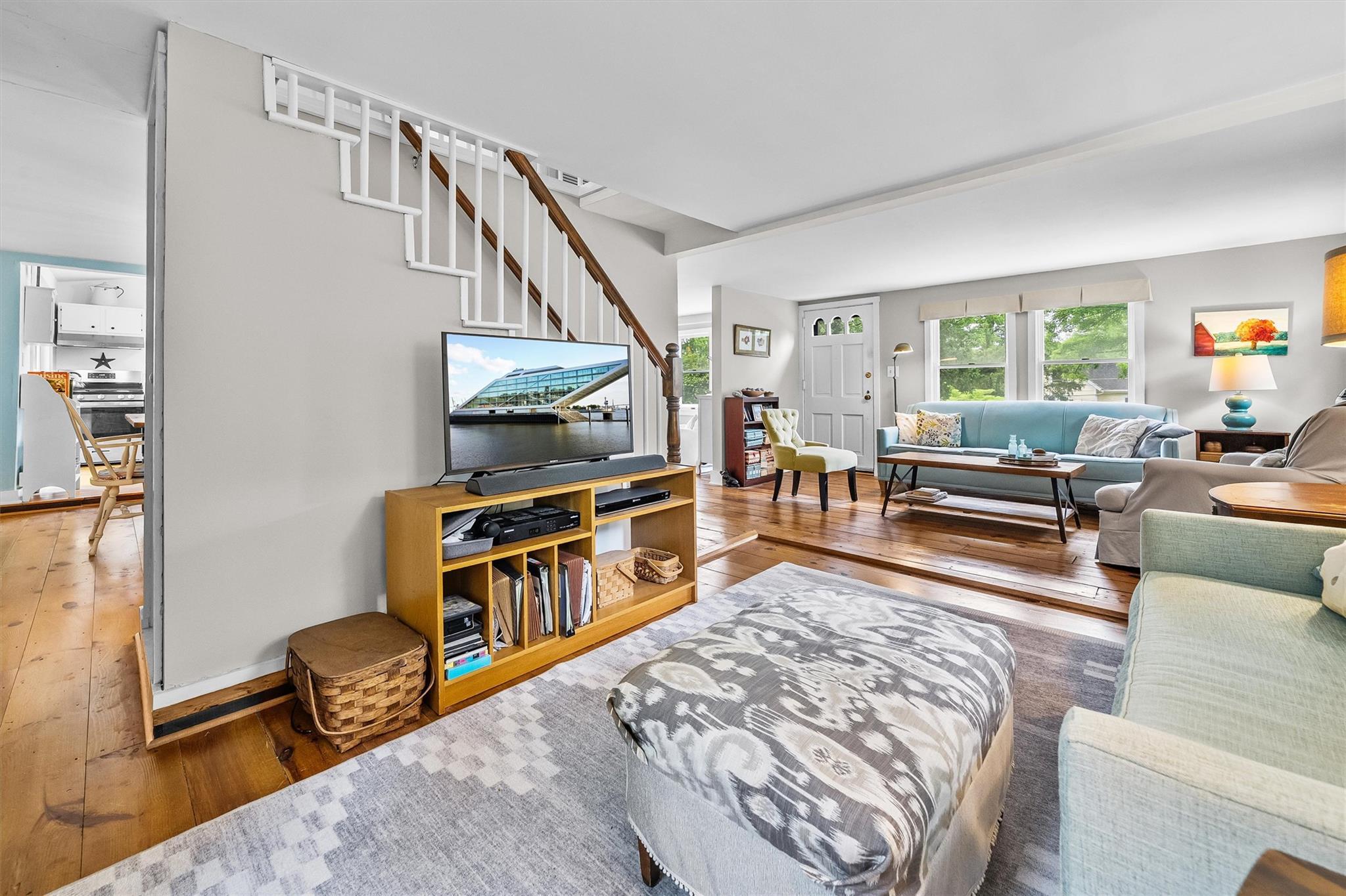 Single Family King  Westchester County, NY 10520, MLS-862566-12
