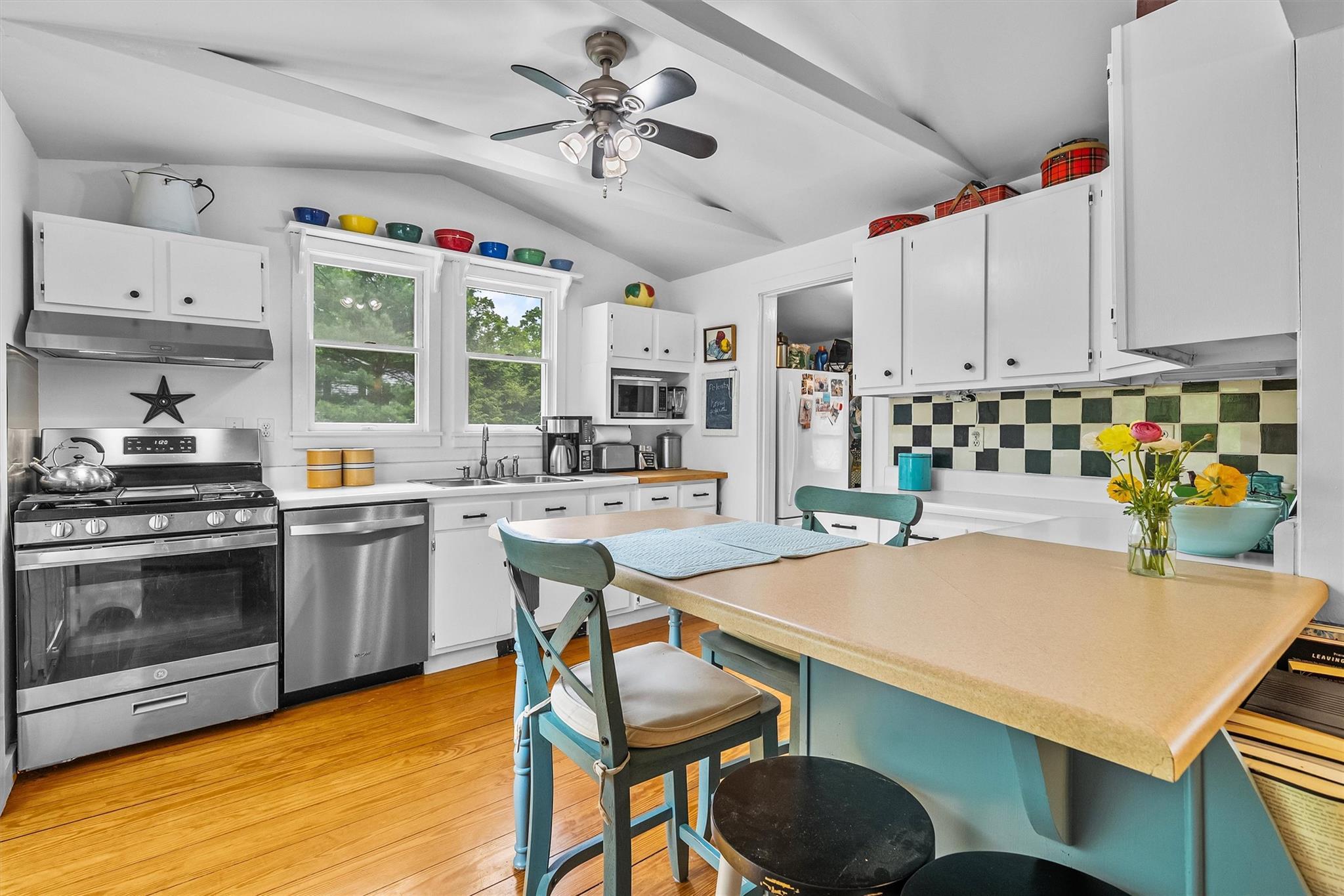 Single Family King  Westchester County, NY 10520, MLS-862566-19