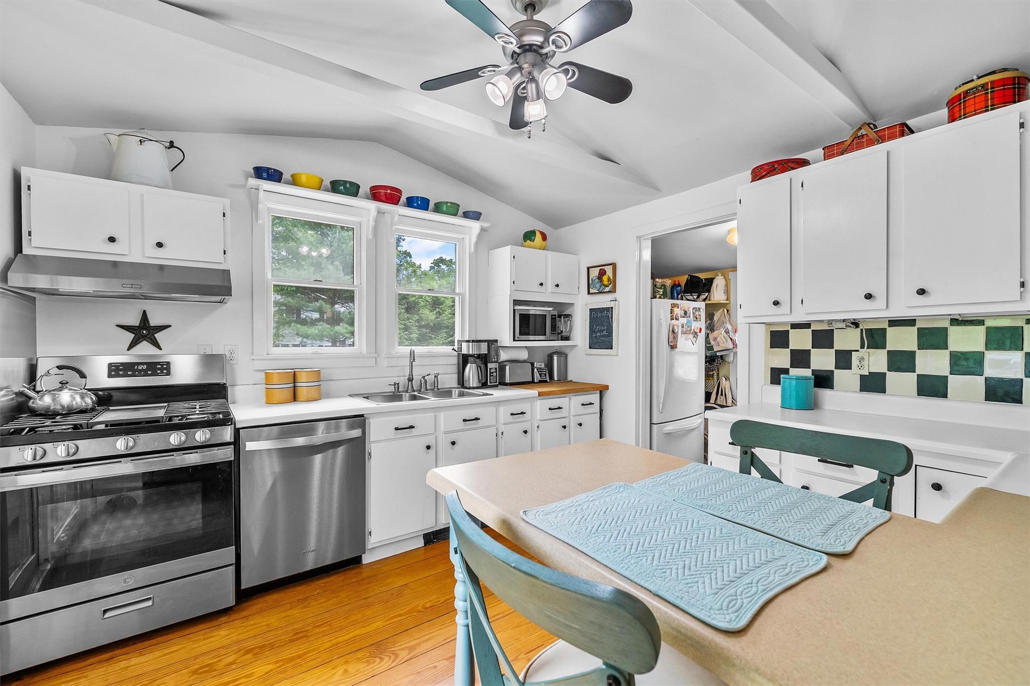 Single Family King  Westchester County, NY 10520, MLS-862566-20