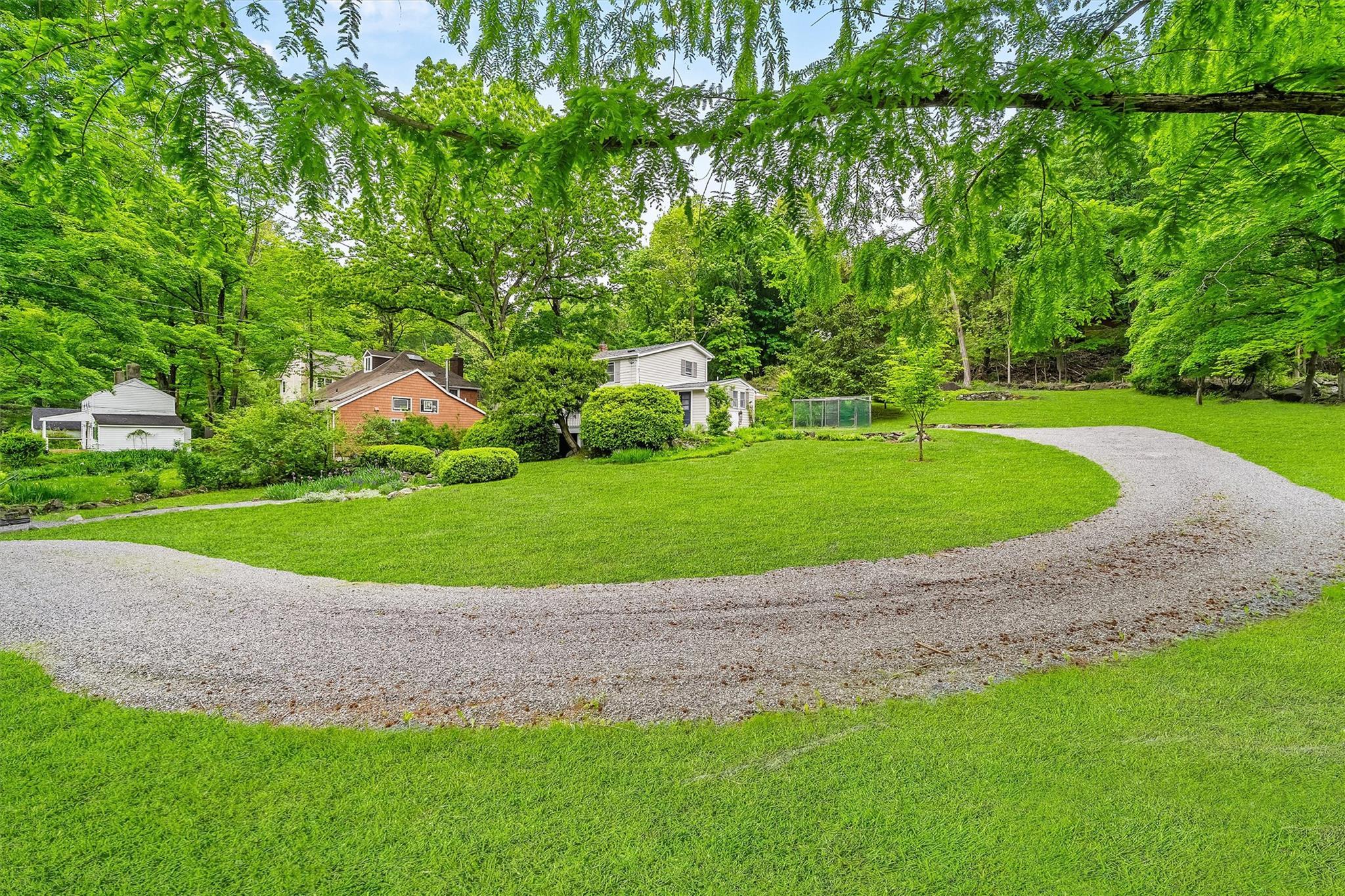 Single Family King  Westchester County, NY 10520, MLS-862566-45
