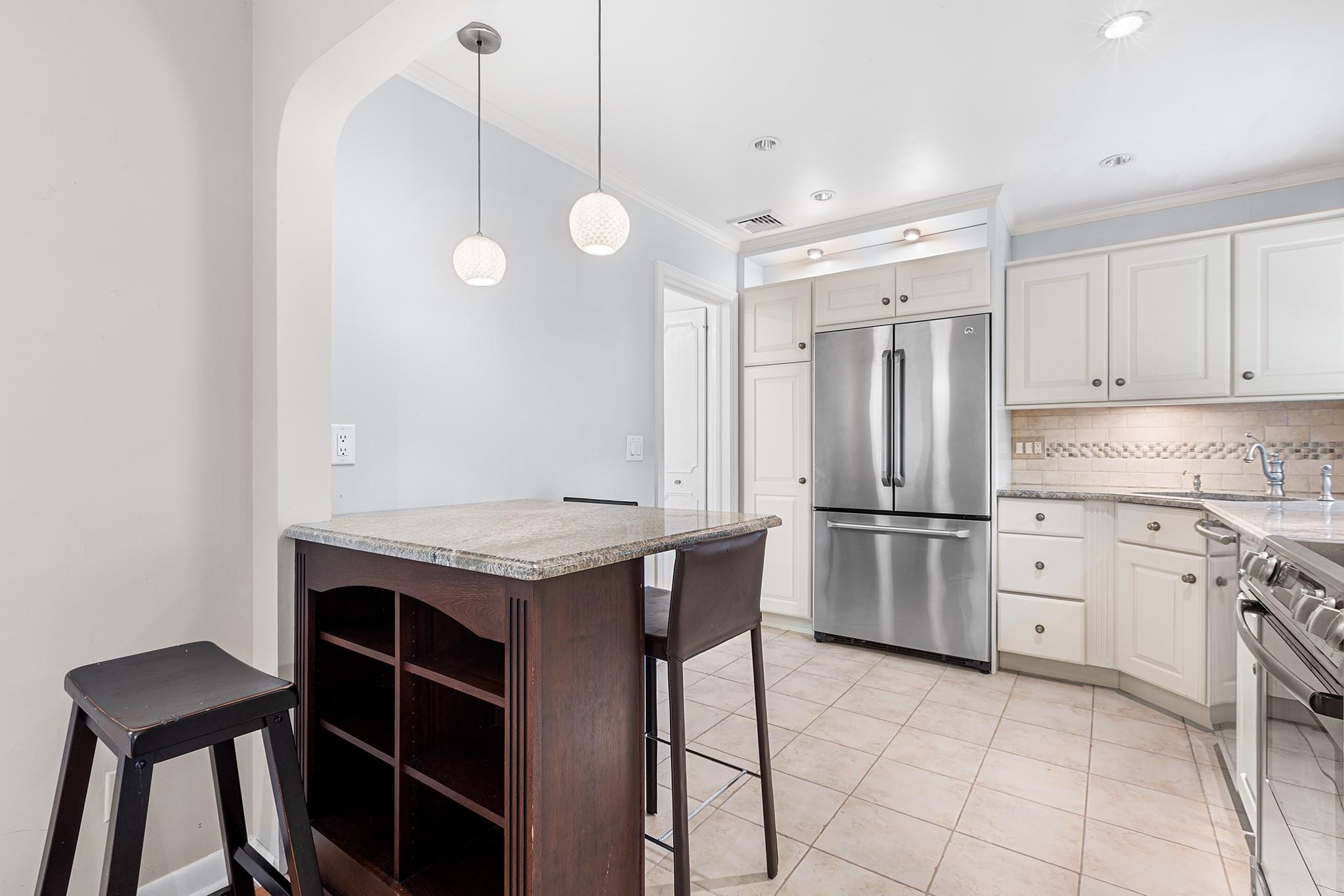 Single Family Woodlands  Westchester County, NY 10607, MLS-862578-10