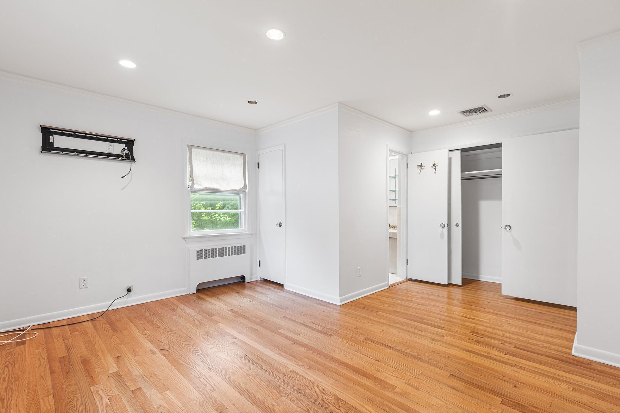 Single Family Woodlands  Westchester County, NY 10607, MLS-862578-14