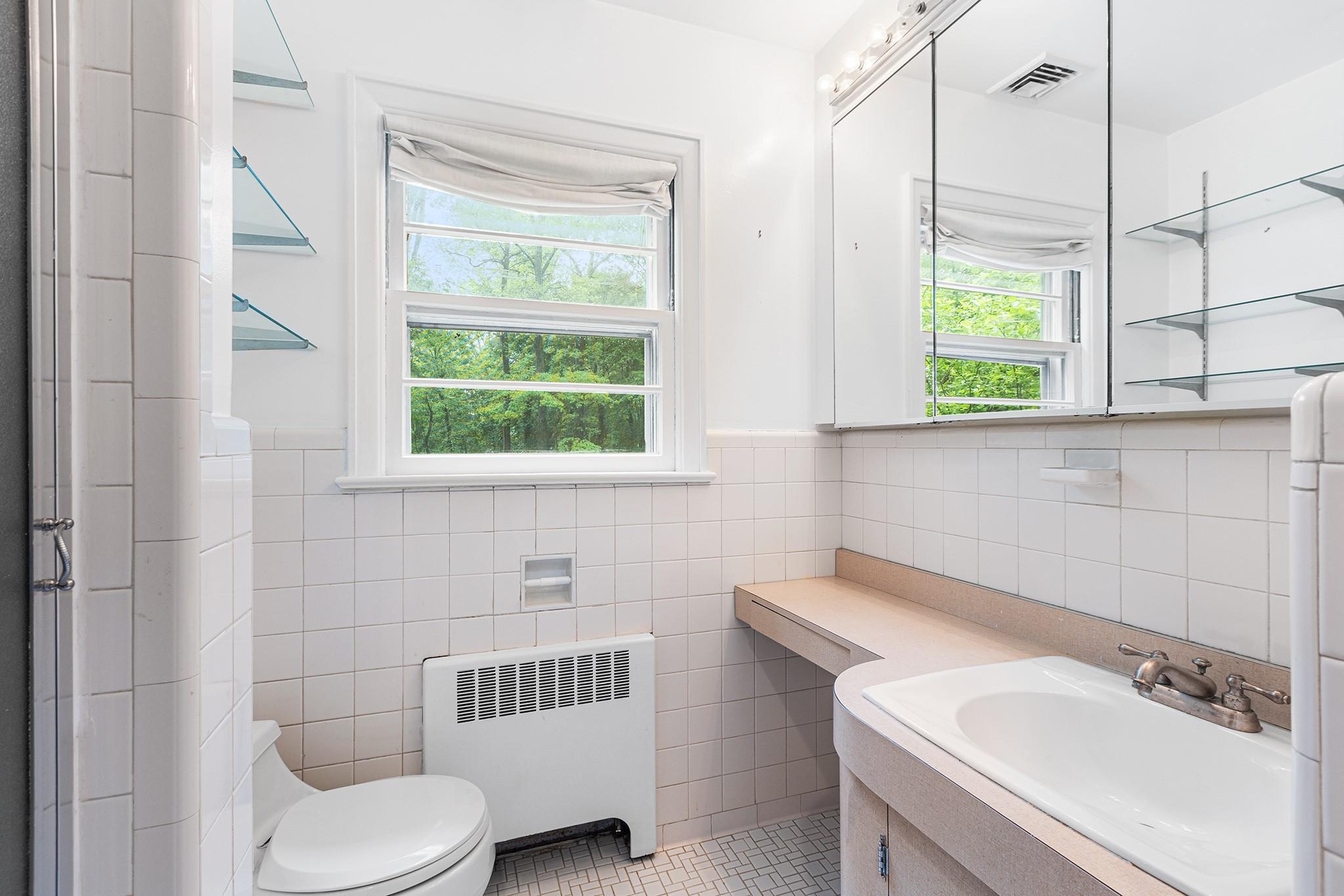 Single Family Woodlands  Westchester County, NY 10607, MLS-862578-16