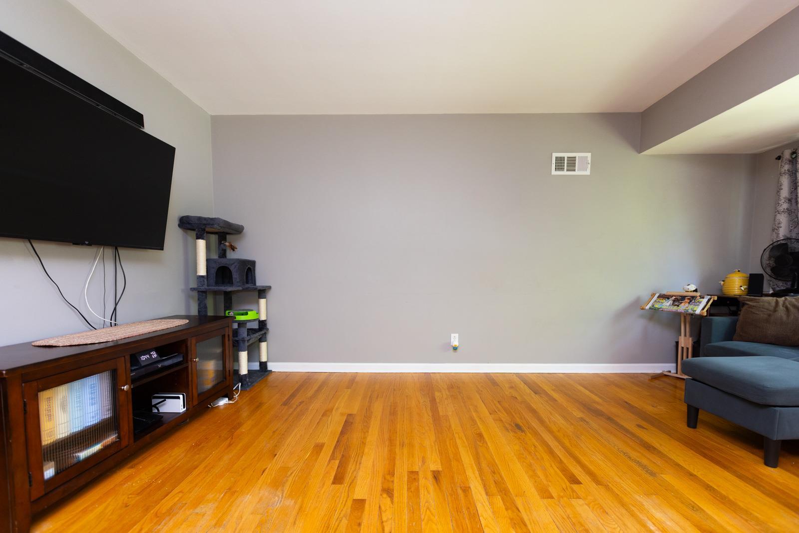 Single Family Corlies  Dutchess County, NY 12601, MLS-862583-6
