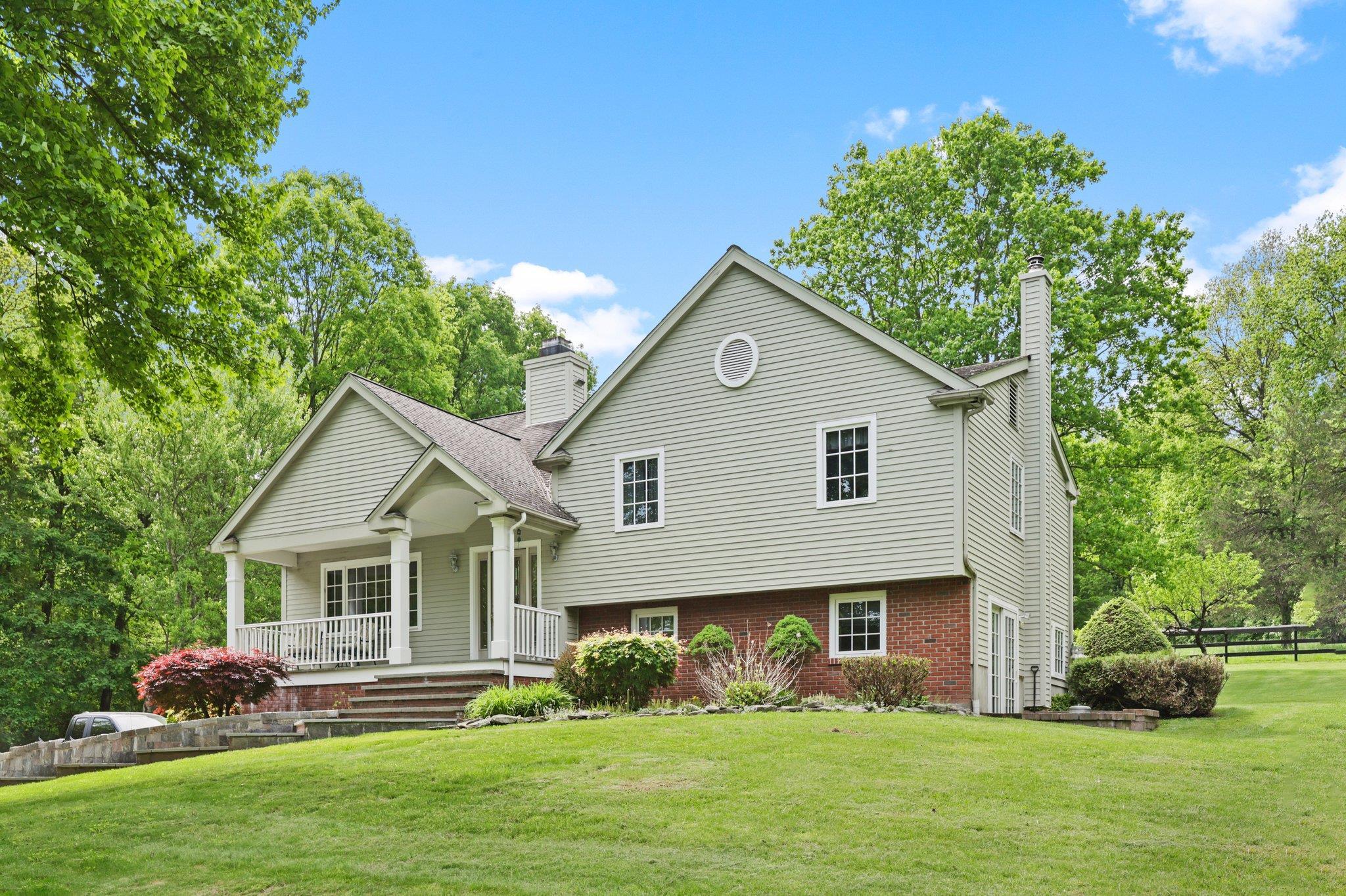 Single Family Larchmont  Dutchess County, NY 12533, MLS-862589-3