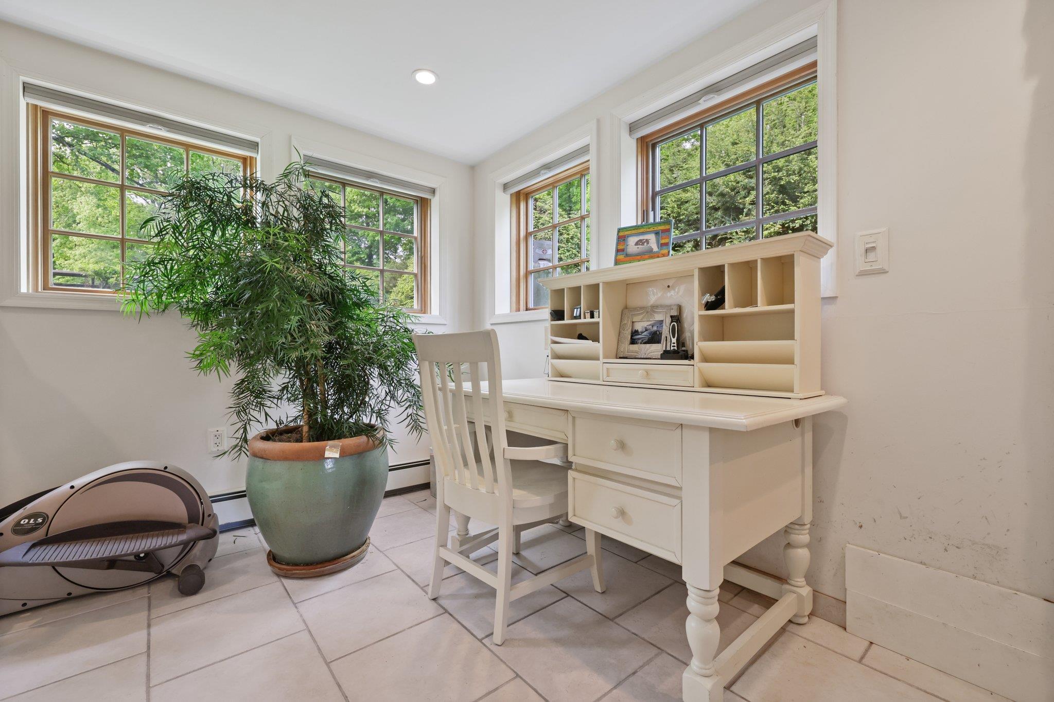 Single Family Larchmont  Dutchess County, NY 12533, MLS-862589-35