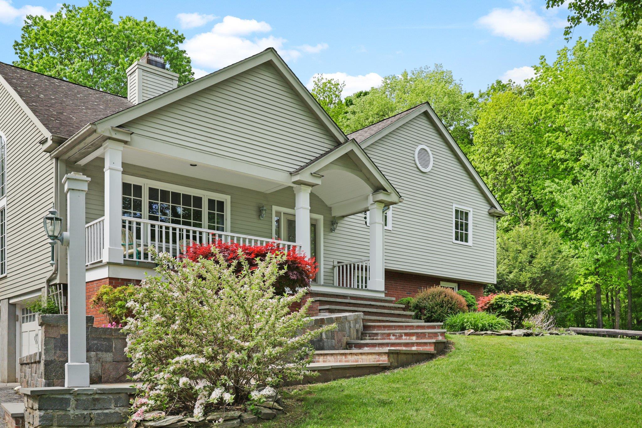Single Family Larchmont  Dutchess County, NY 12533, MLS-862589-4