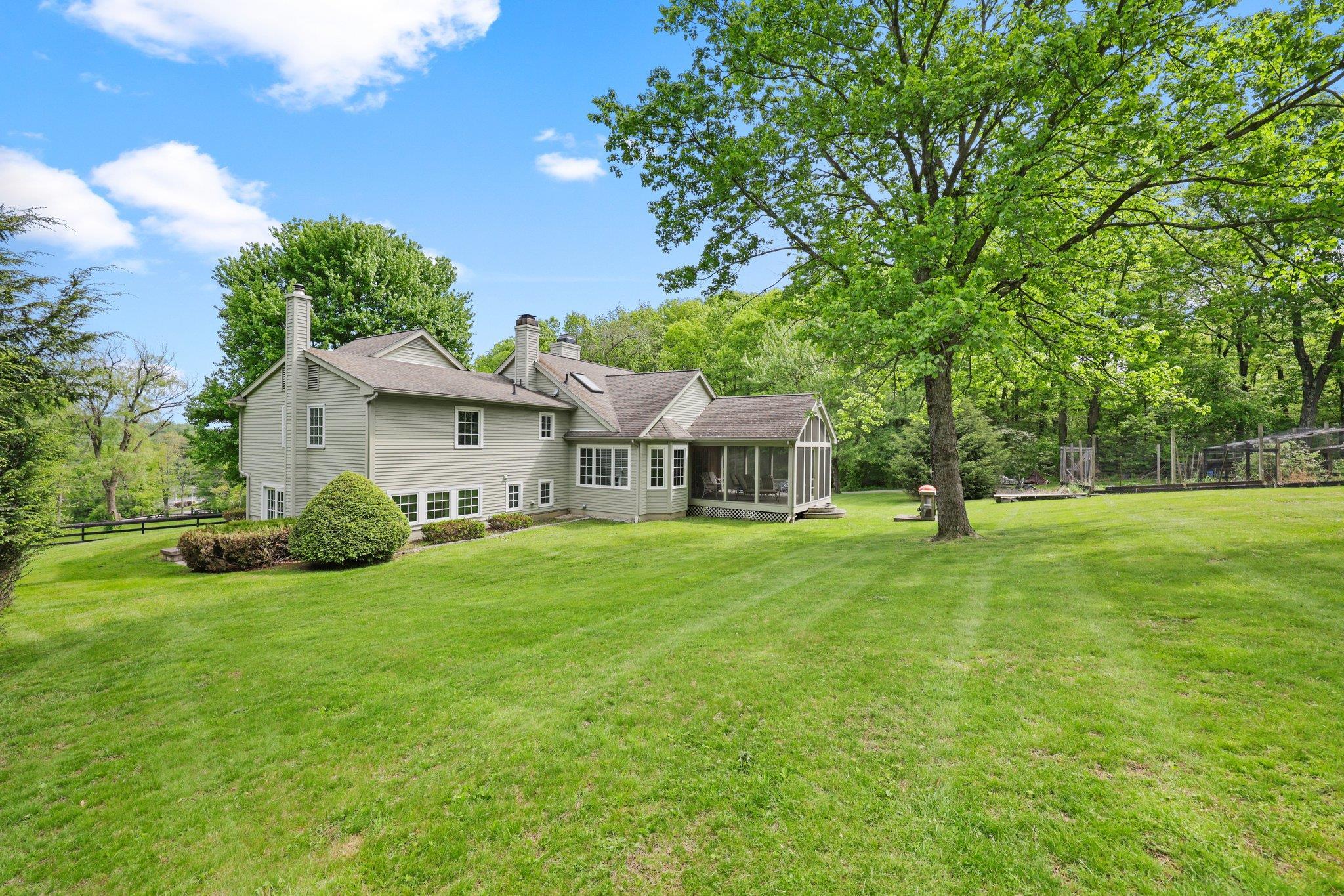 Single Family Larchmont  Dutchess County, NY 12533, MLS-862589-48