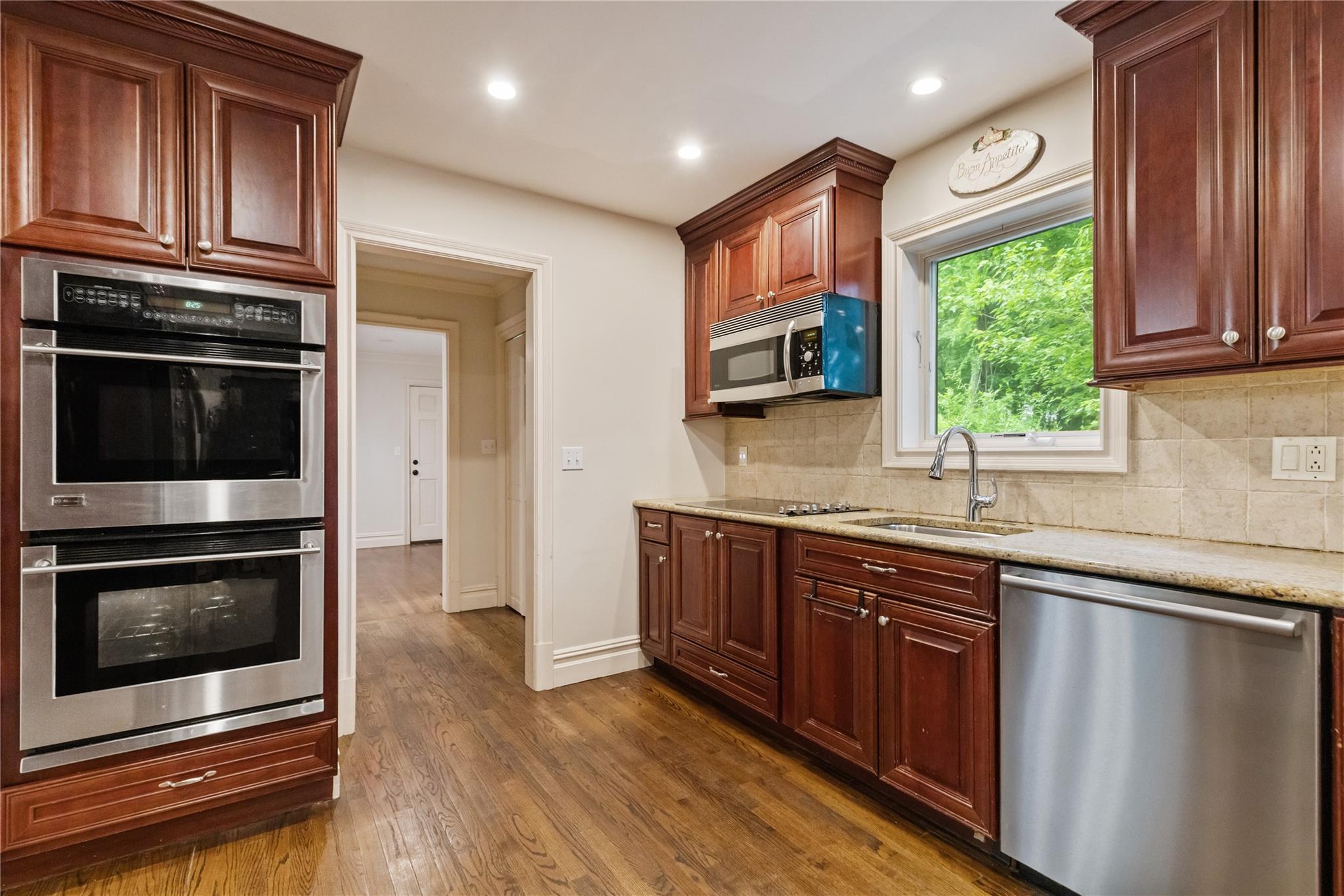 Single Family Warren  Westchester County, NY 10589, MLS-862592-14
