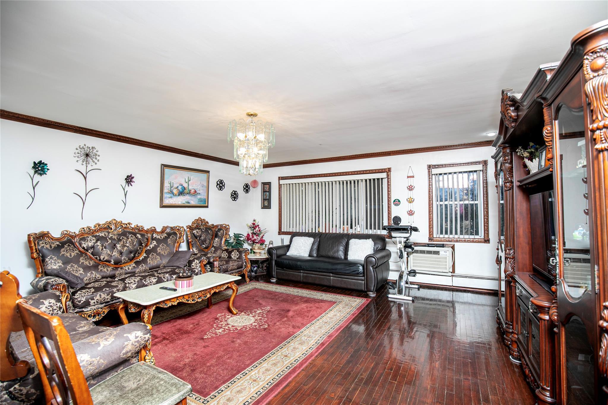 Single Family 78th  Queens, NY 11416, MLS-862598-11