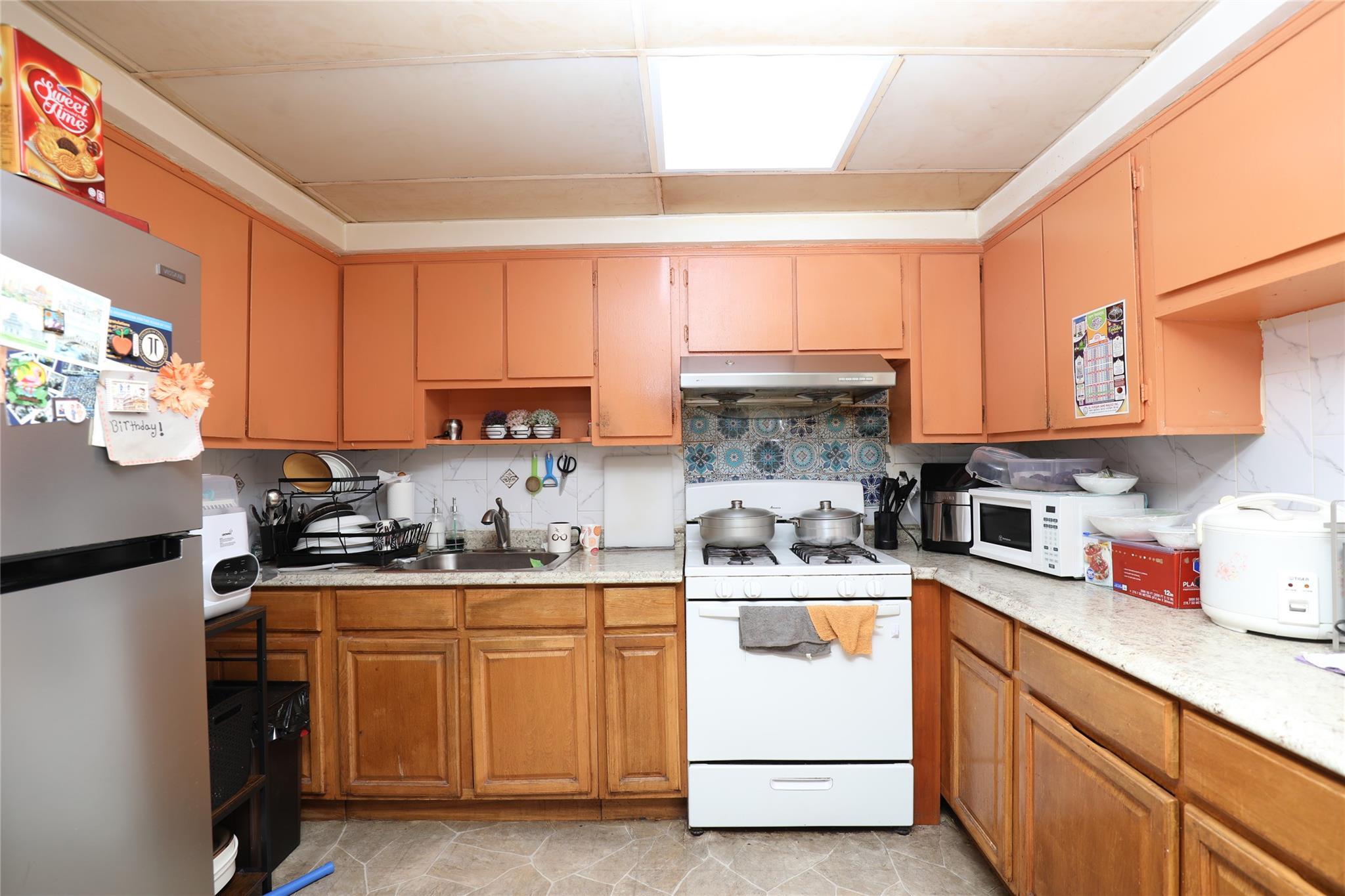 Single Family 78th  Queens, NY 11416, MLS-862598-7