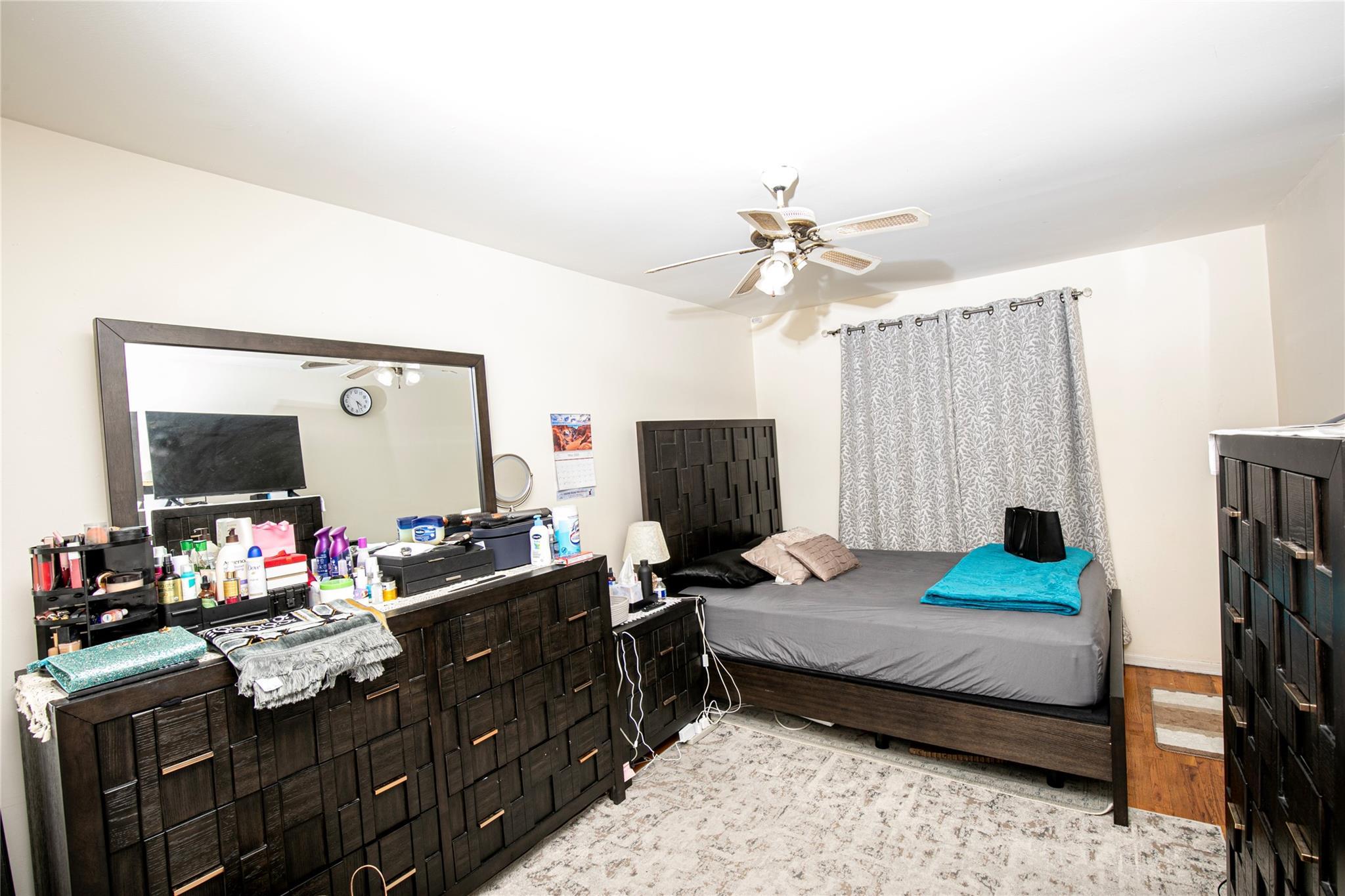 Single Family 78th  Queens, NY 11416, MLS-862598-8