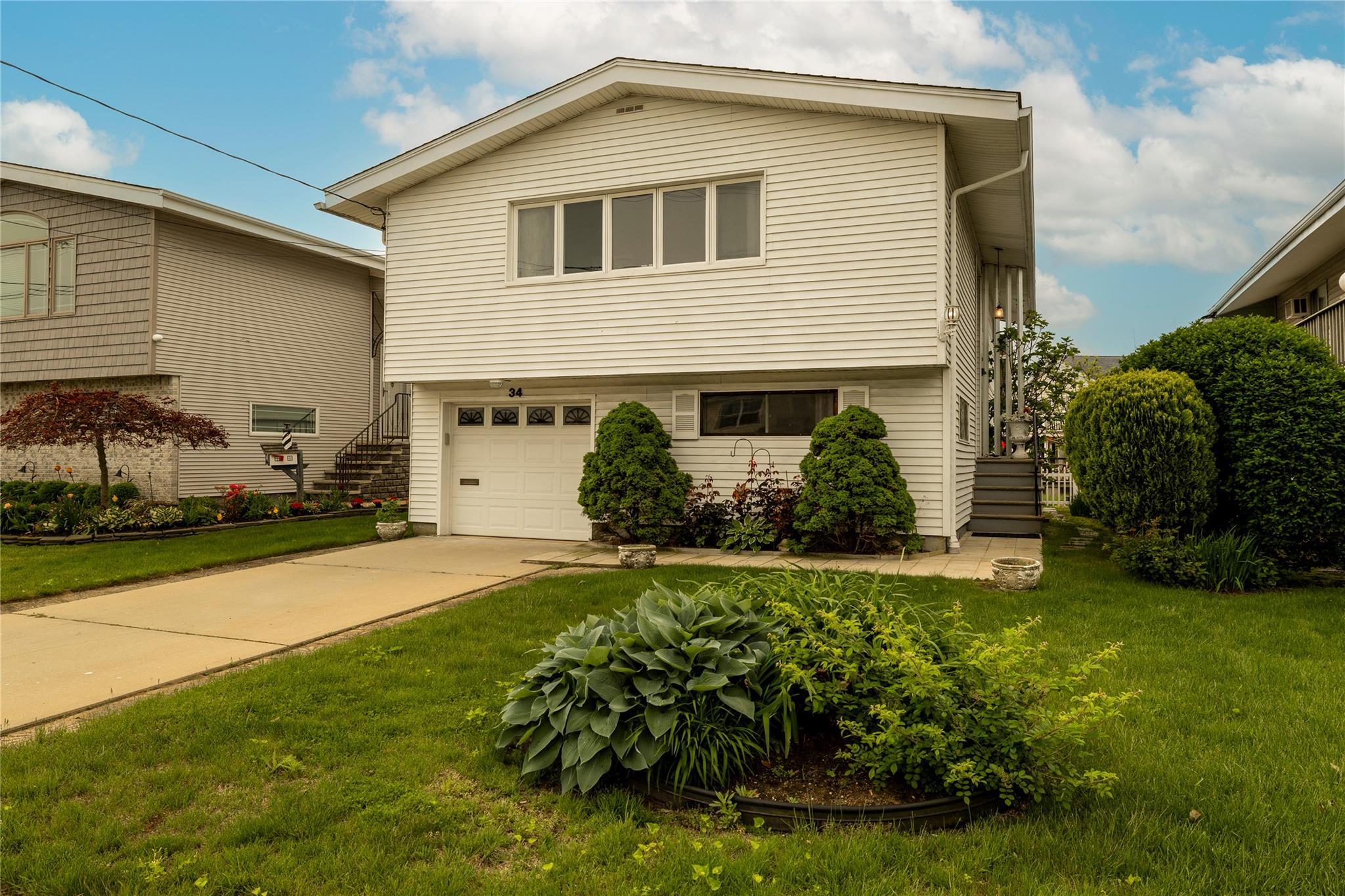 Single Family Bedell  Nassau County, NY 11520, MLS-862602-43