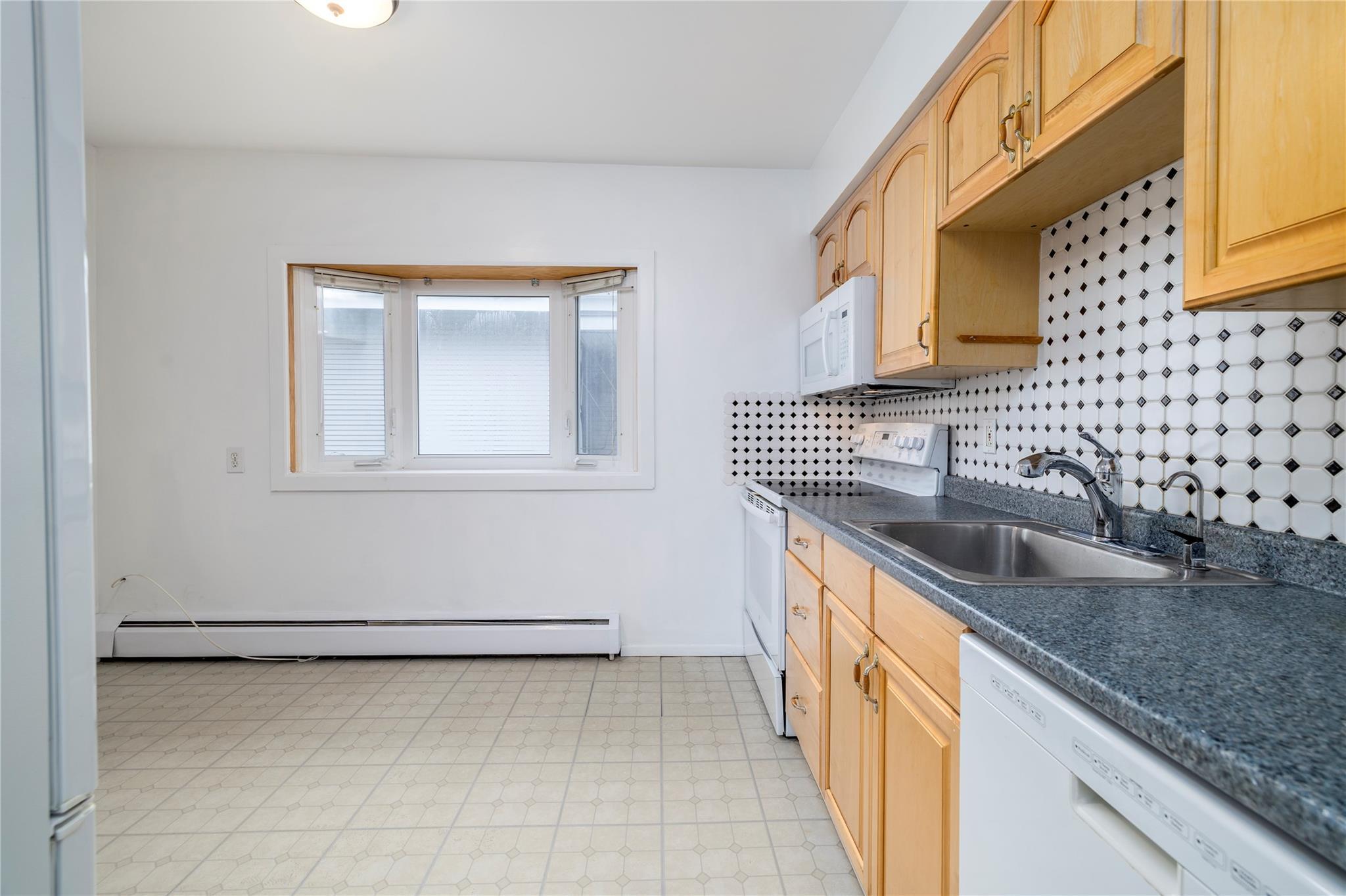 Single Family Bedell  Nassau County, NY 11520, MLS-862602-8