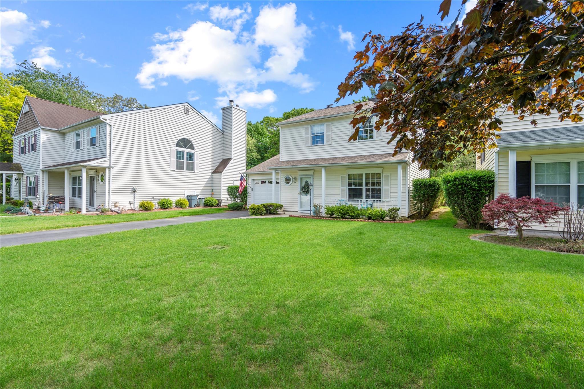 Single Family Woodchuck  Suffolk County, NY 11727, MLS-862605-34