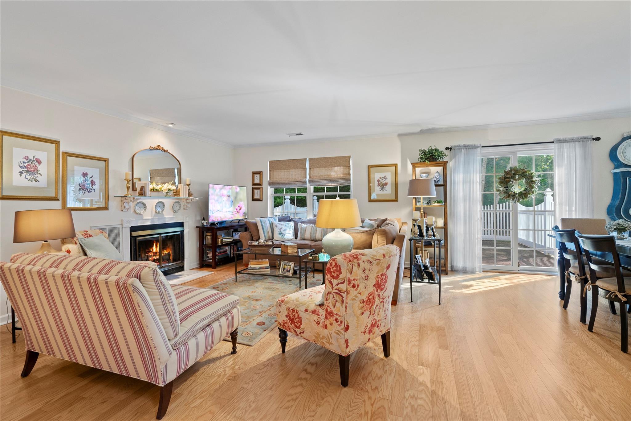 Single Family Woodchuck  Suffolk County, NY 11727, MLS-862605-8