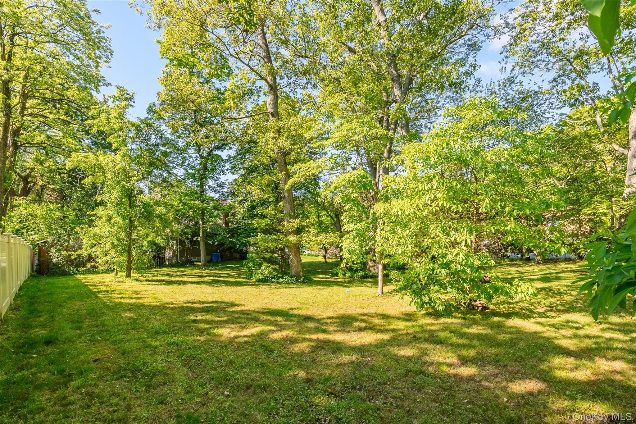 Single Family Cliff Suffolk County, NY 11792, MLS-862611-10