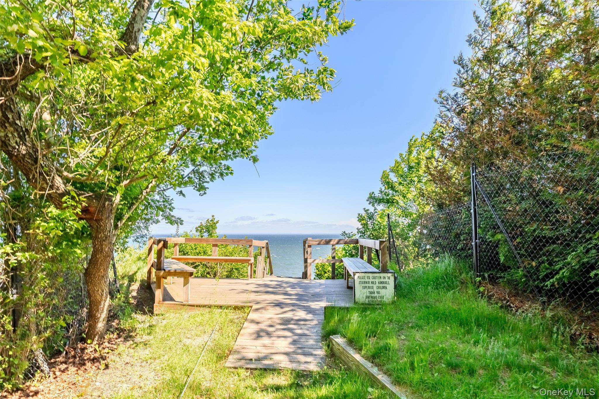 Single Family Cliff Suffolk County, NY 11792, MLS-862611-12