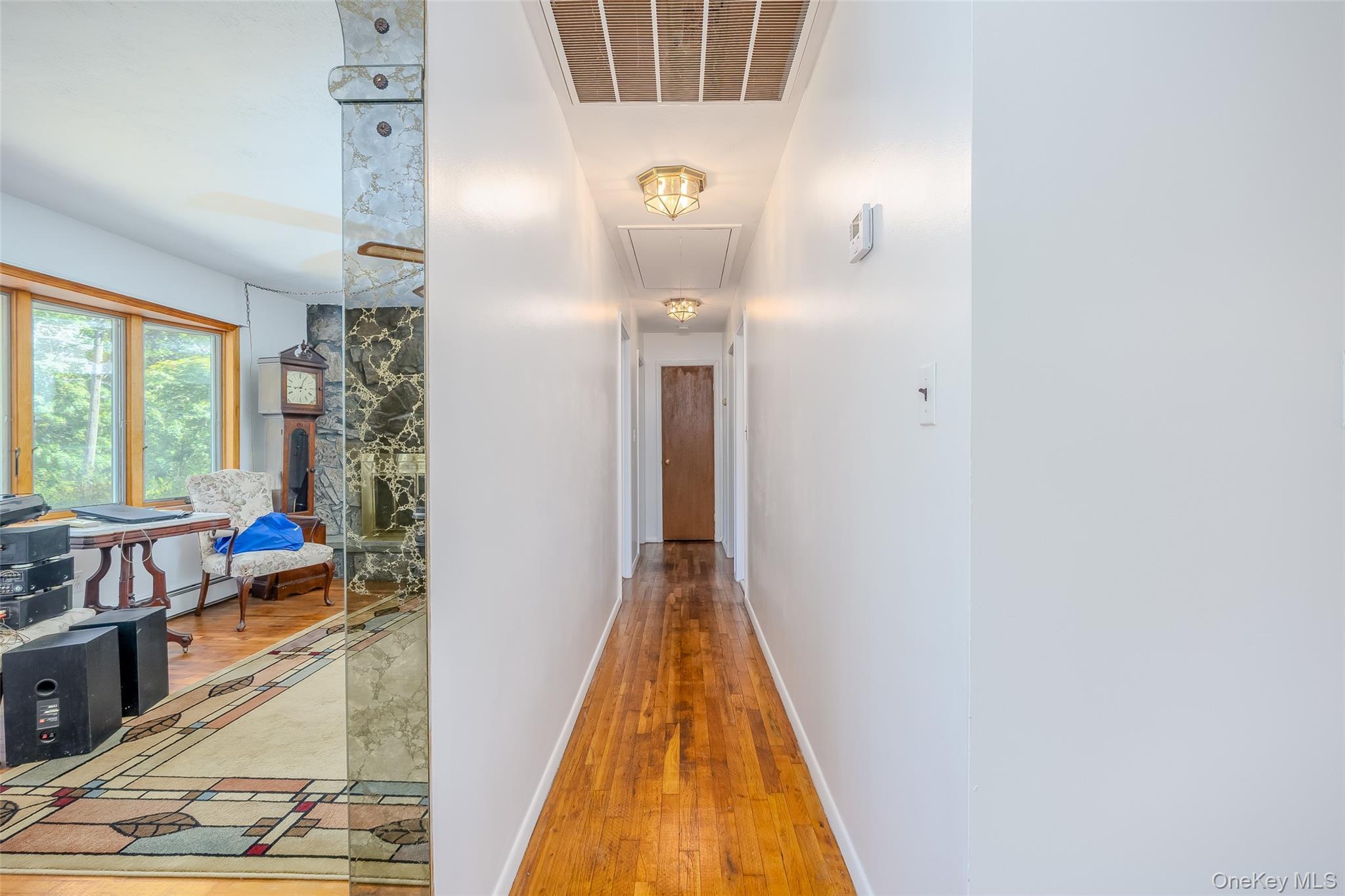 Single Family Cliff Suffolk County, NY 11792, MLS-862611-21