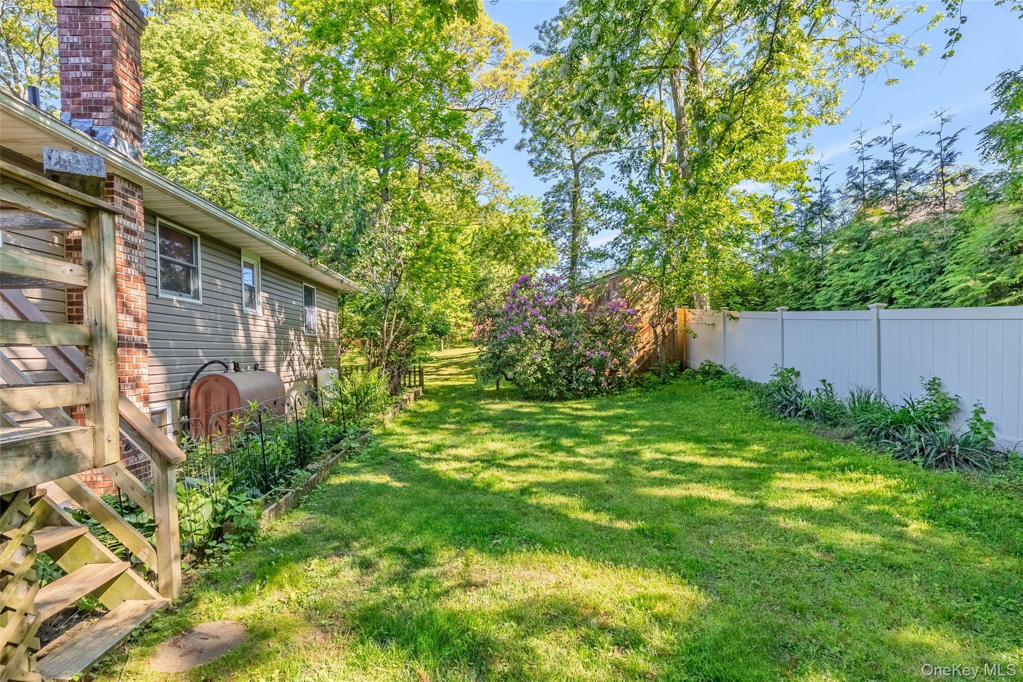 Single Family Cliff Suffolk County, NY 11792, MLS-862611-7