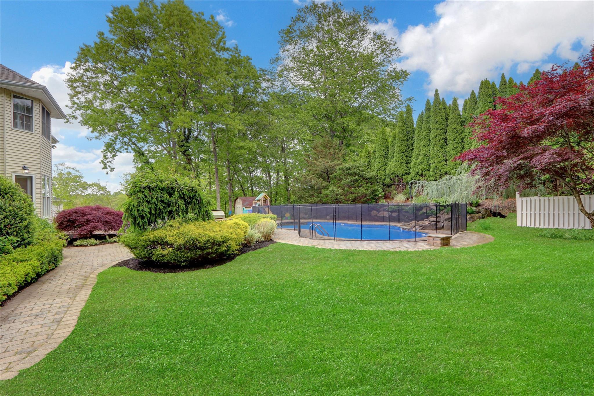 Single Family Mill River  Suffolk County, NY 11733, MLS-862645-38
