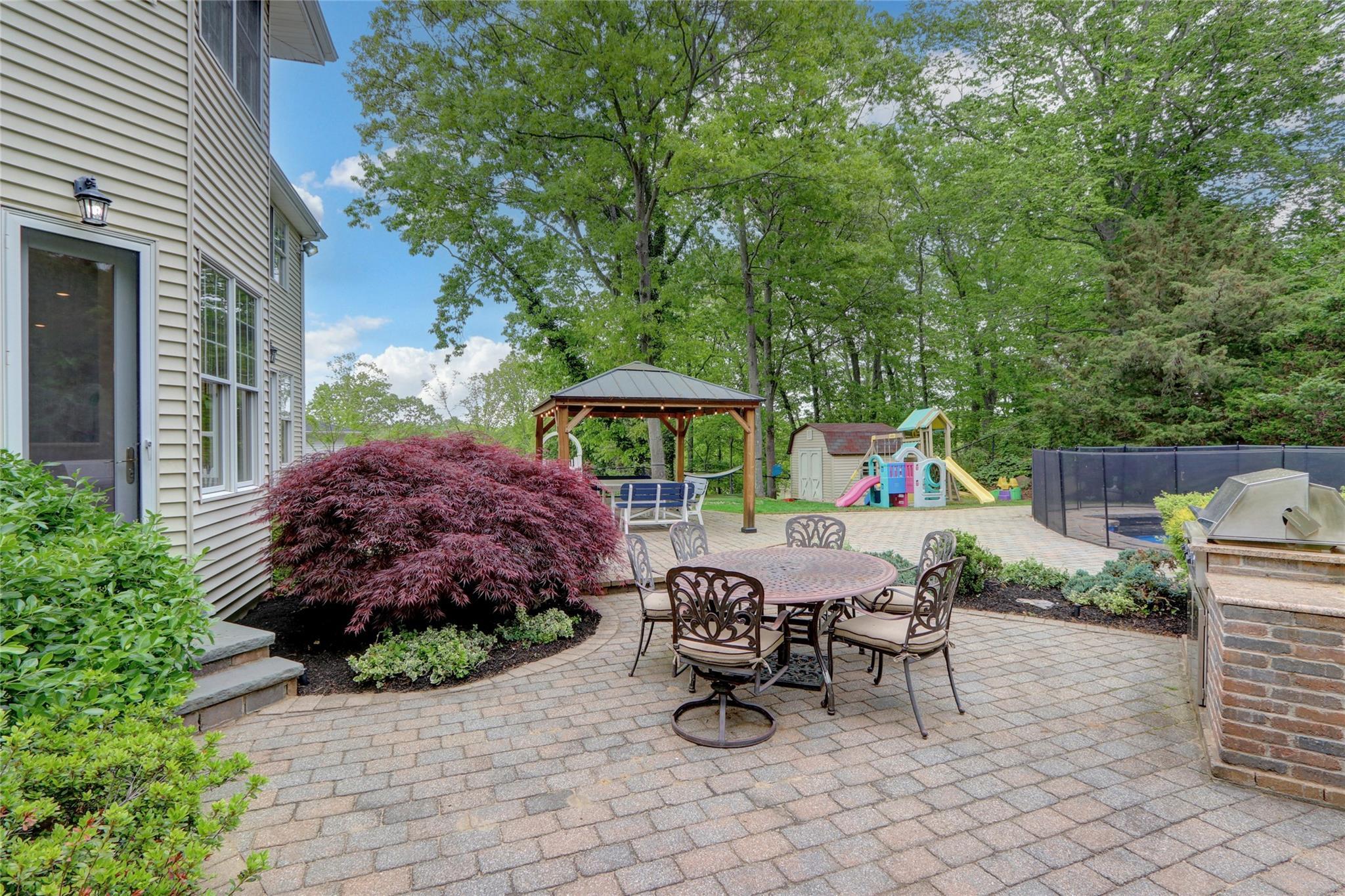Single Family Mill River  Suffolk County, NY 11733, MLS-862645-43