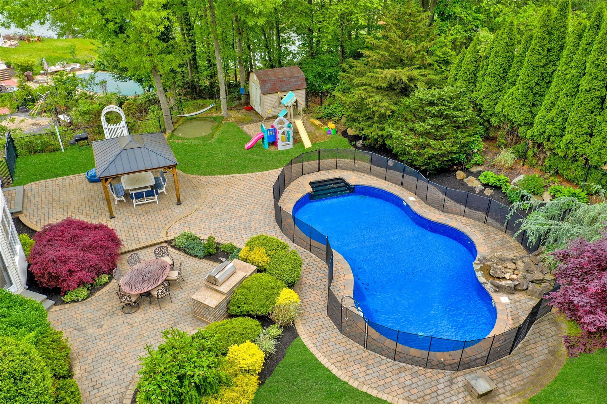 Single Family Mill River  Suffolk County, NY 11733, MLS-862645-45