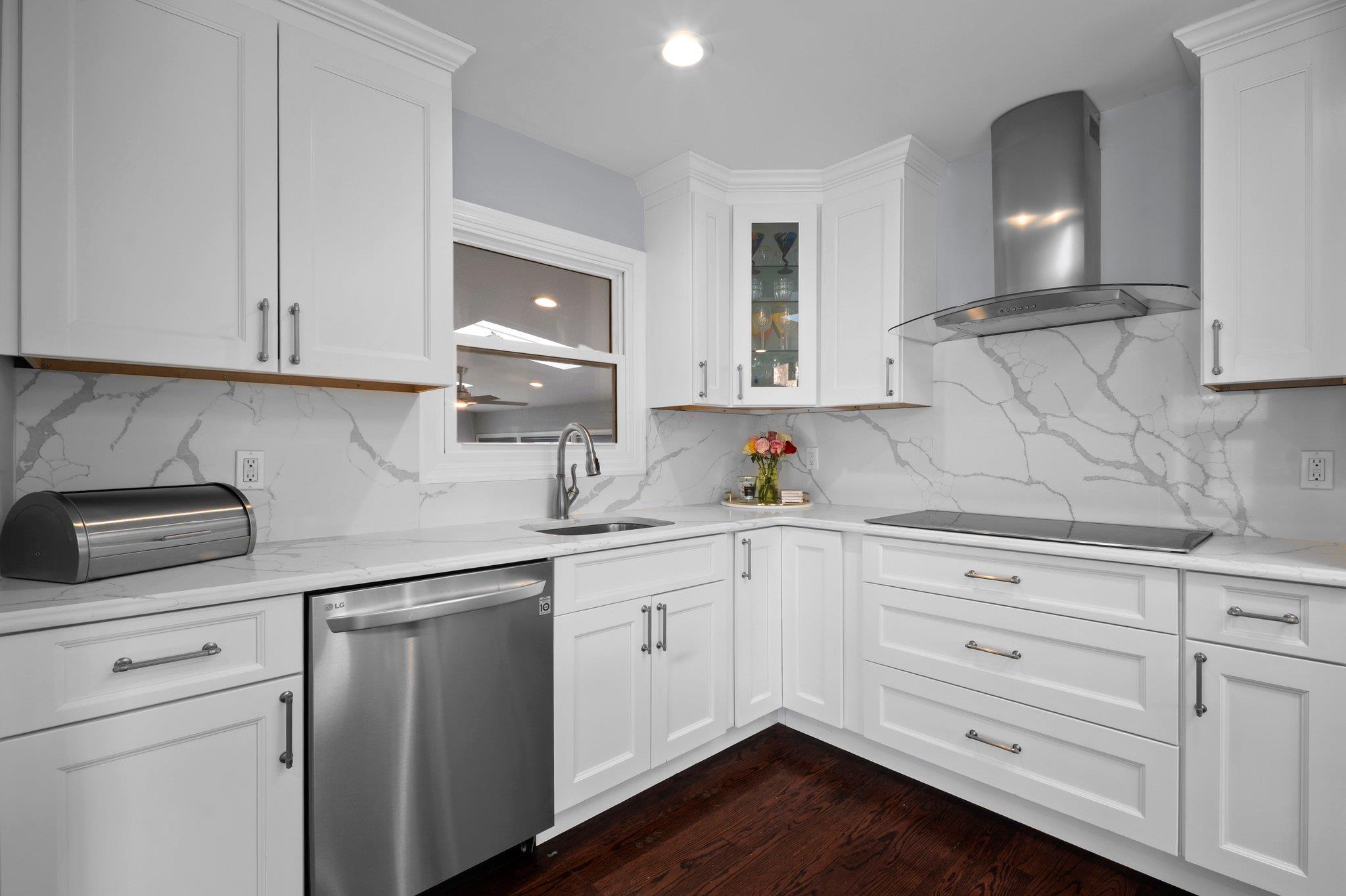 Single Family Grand  Nassau County, NY 11510, MLS-862673-11