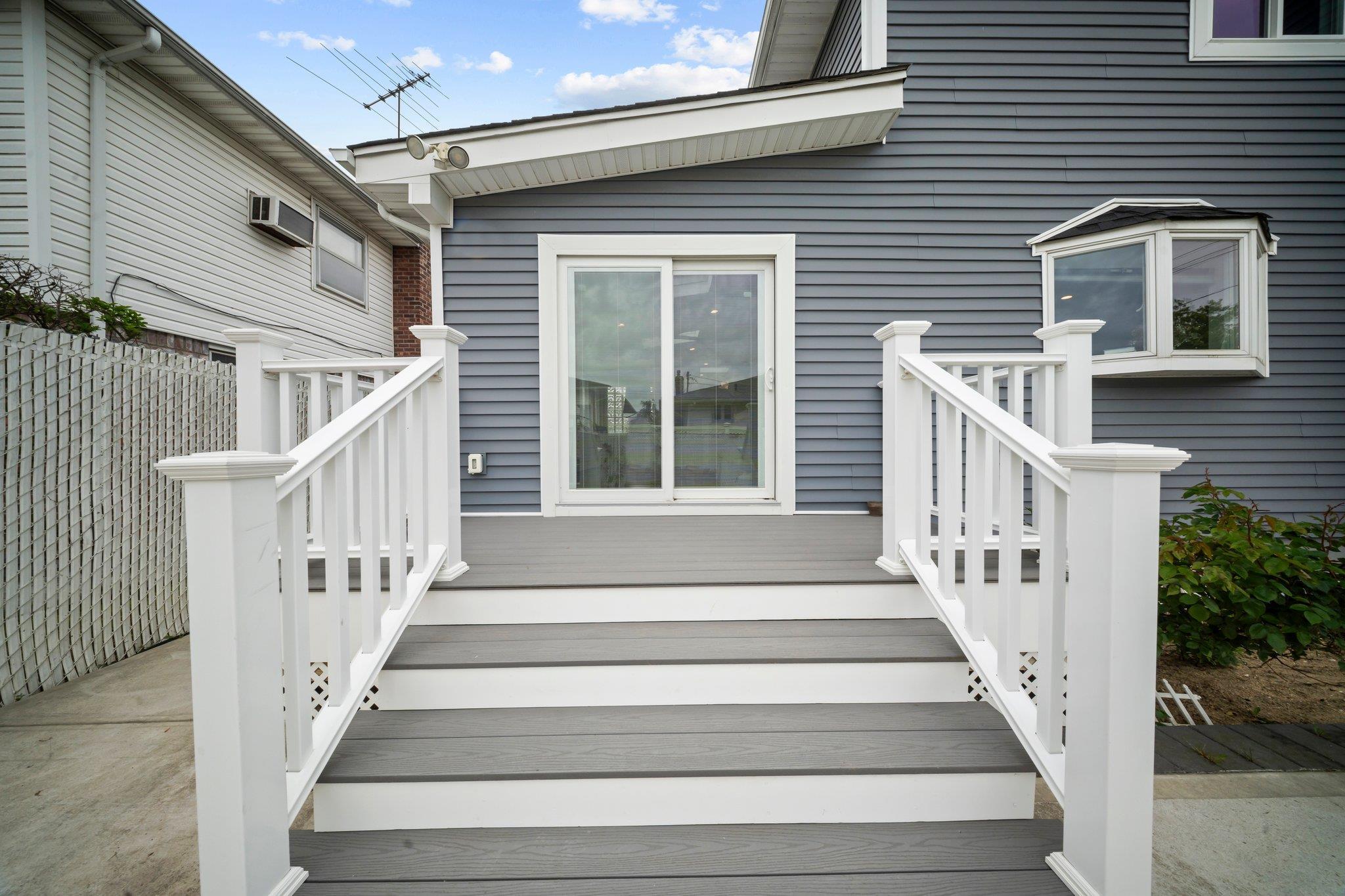 Single Family Grand  Nassau County, NY 11510, MLS-862673-28