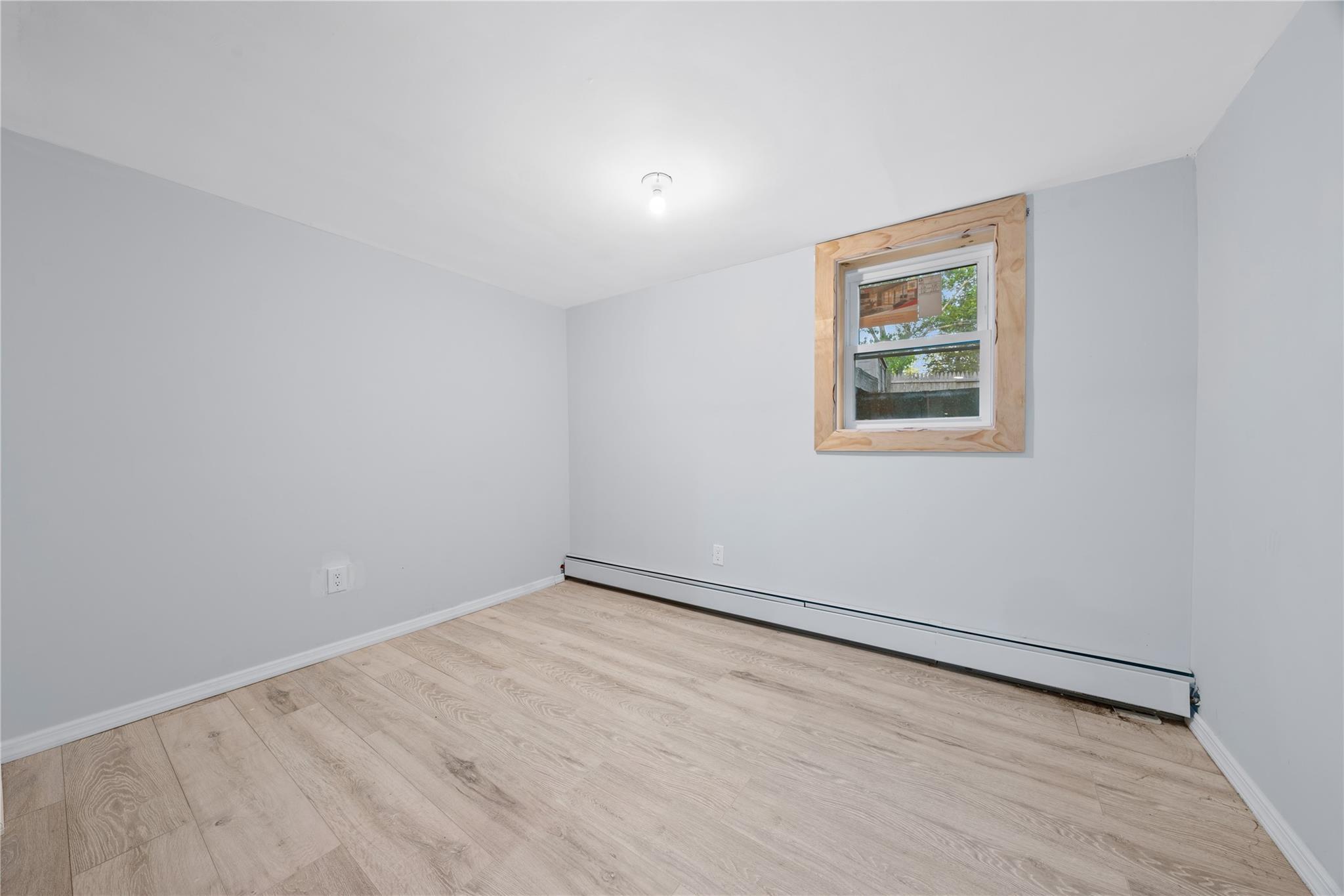 Single Family Granny  Suffolk County, NY 11763, MLS-862680-14