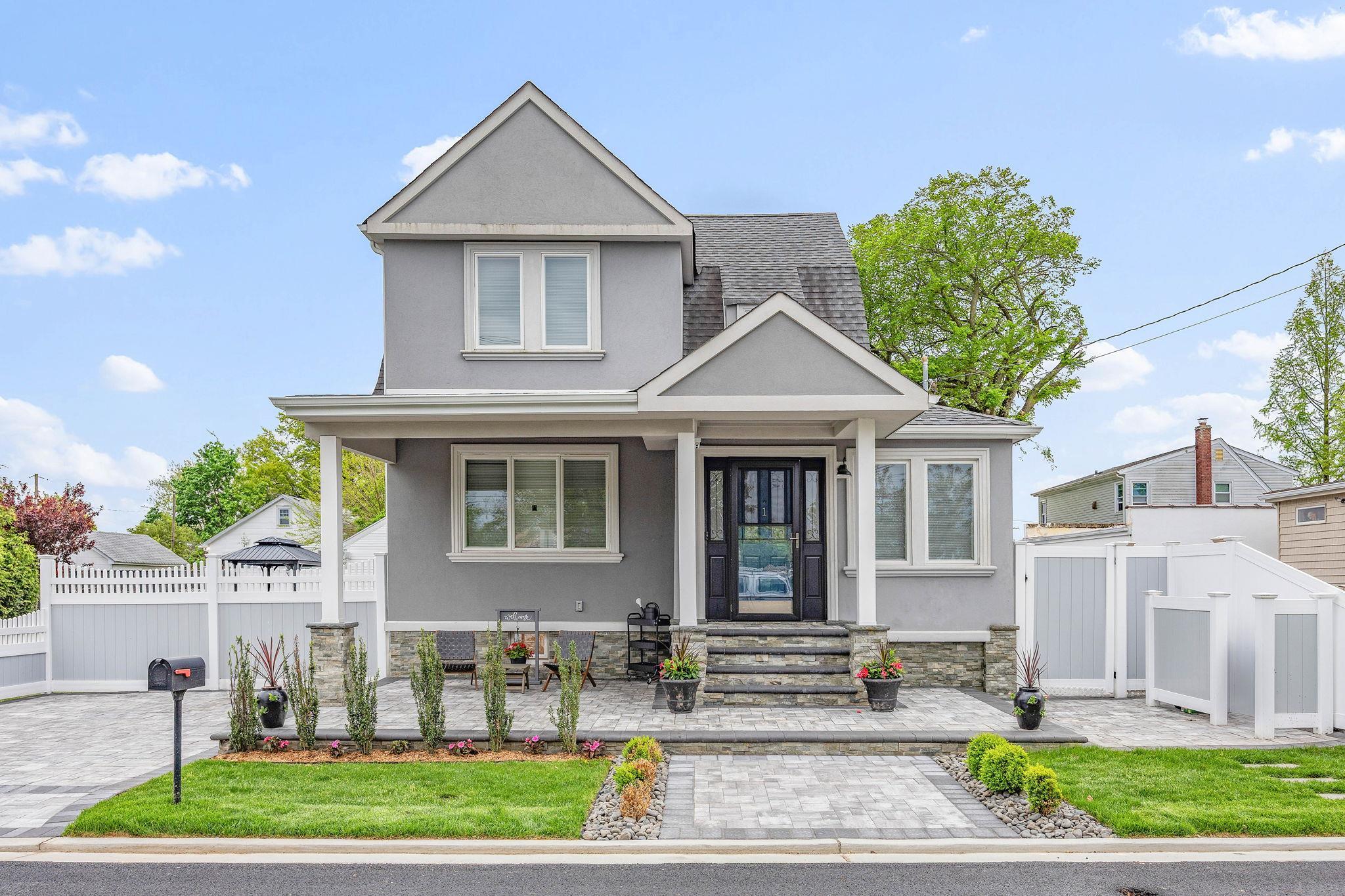 Single Family 3rd  Nassau County, NY 11710, MLS-862702-2