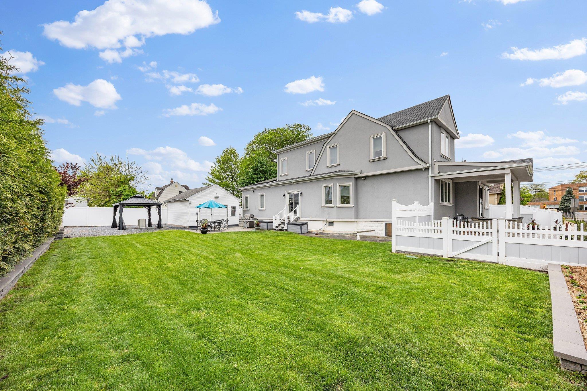 Single Family 3rd  Nassau County, NY 11710, MLS-862702-29
