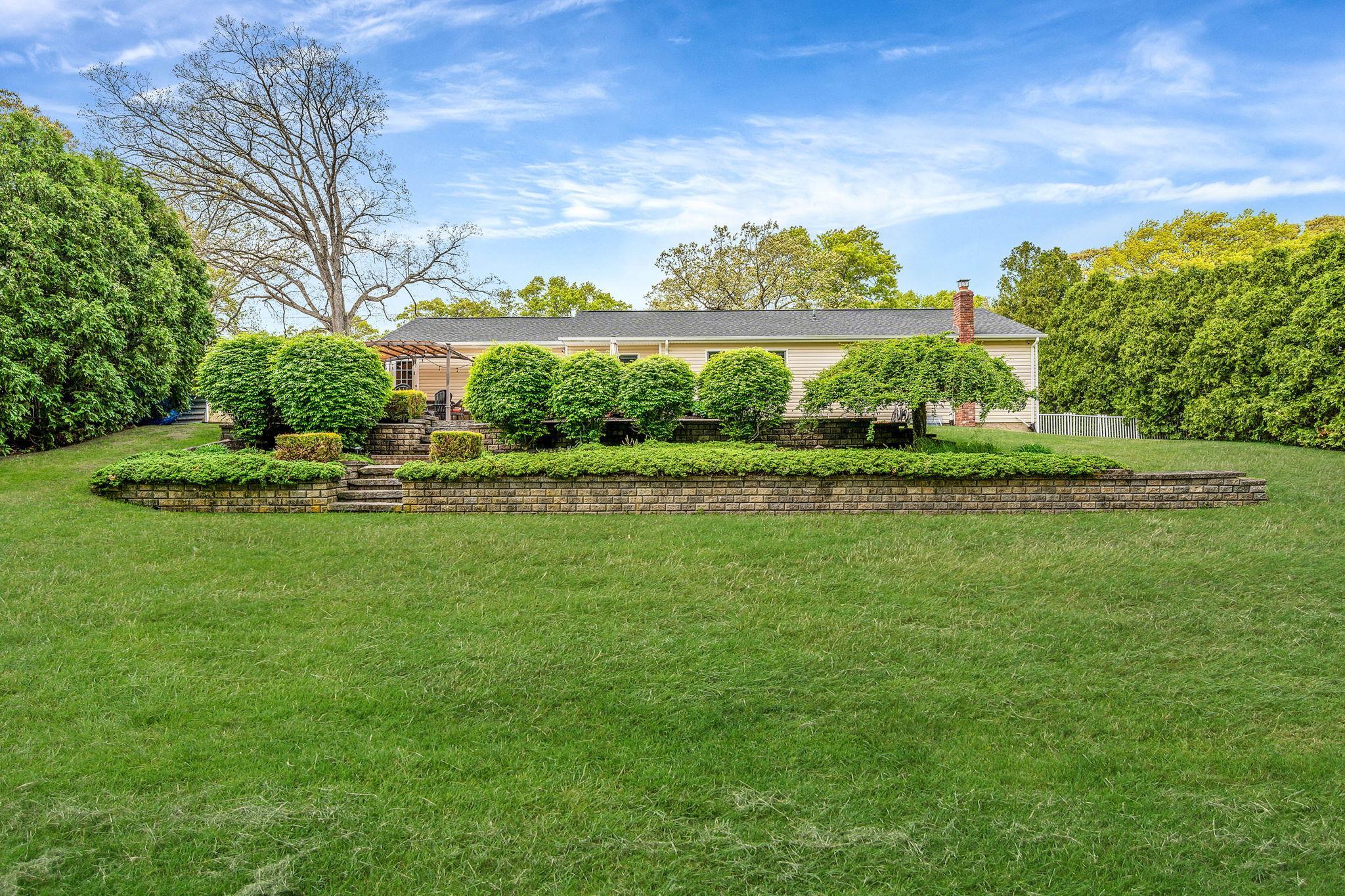Single Family Whitewood  Suffolk County, NY 11778, MLS-862720-11