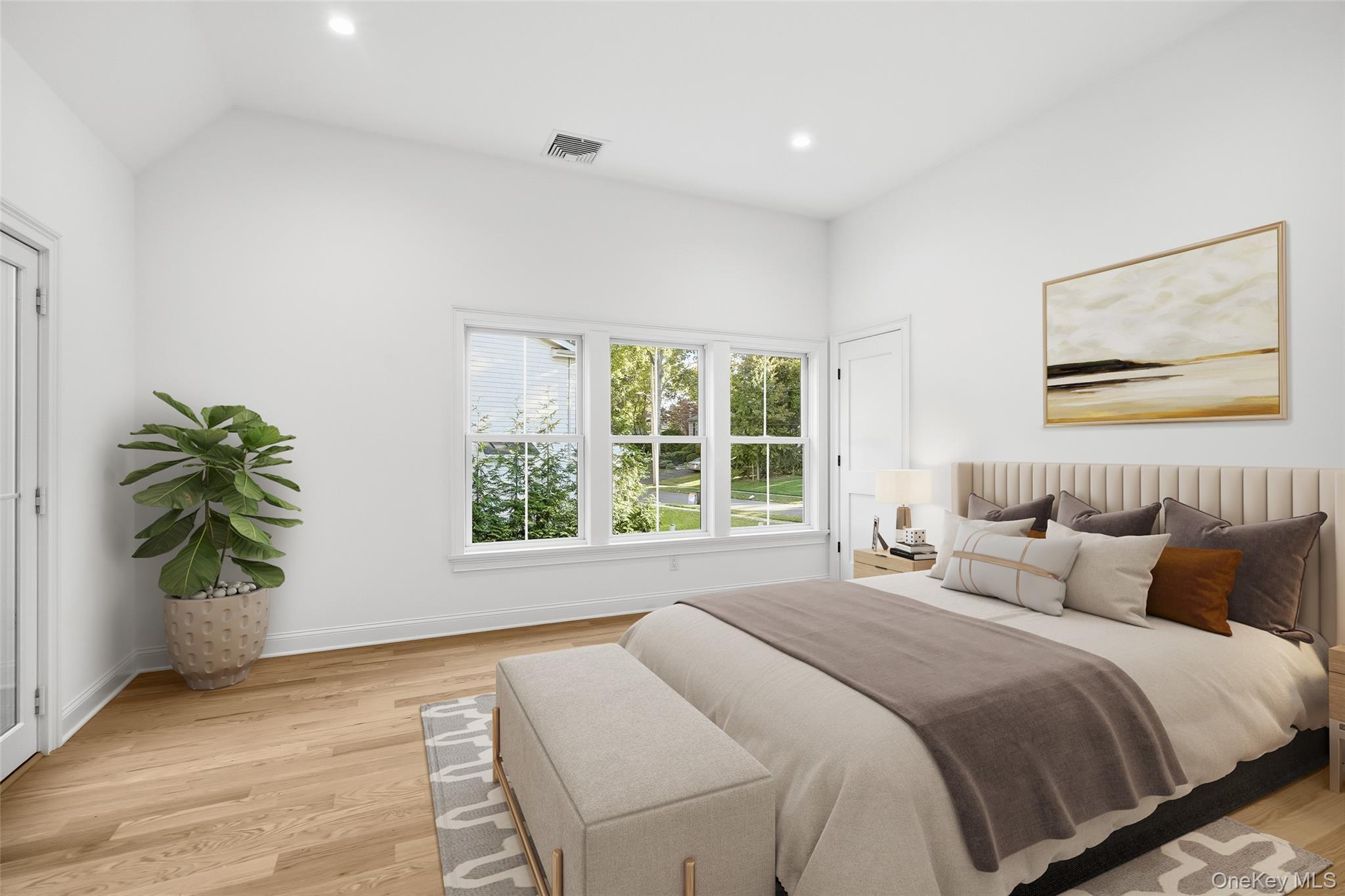 Single Family Glen Oaks Westchester County, NY 10580, MLS-862726-14