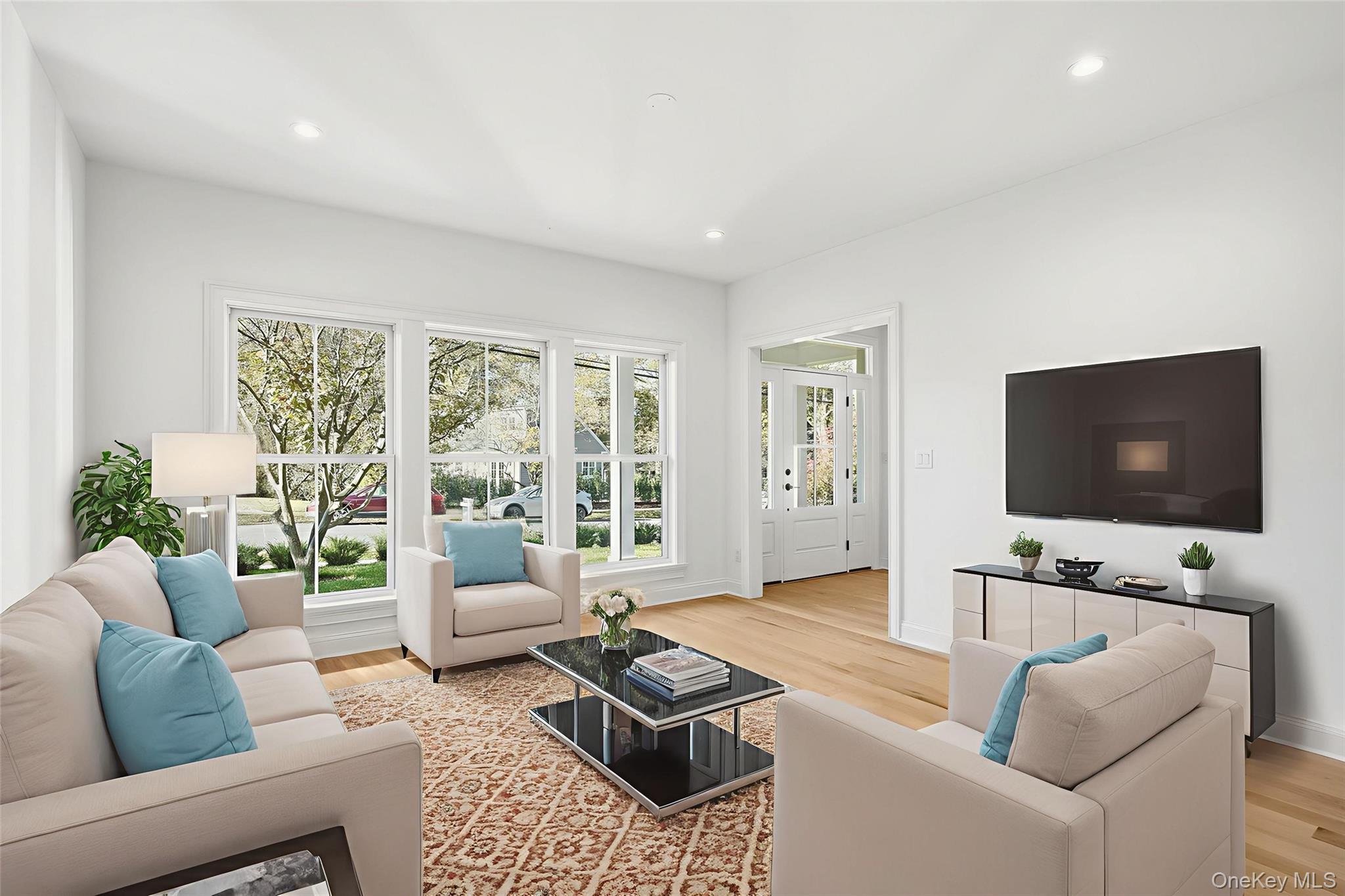 Single Family Glen Oaks Westchester County, NY 10580, MLS-862726-4