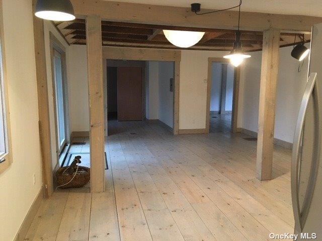 Single Family Thompson  Suffolk County, NY 11777, MLS-862728-25