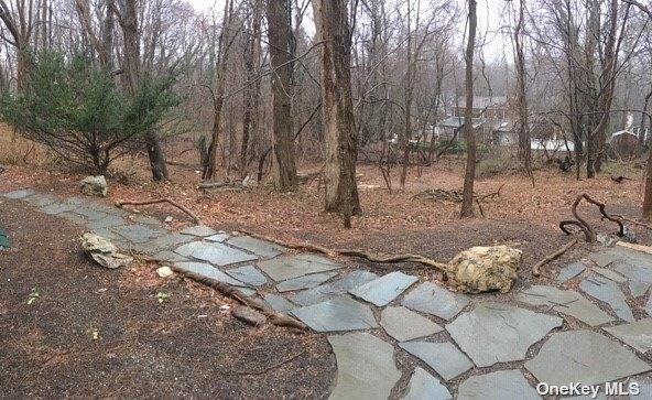 Single Family Thompson  Suffolk County, NY 11777, MLS-862728-26
