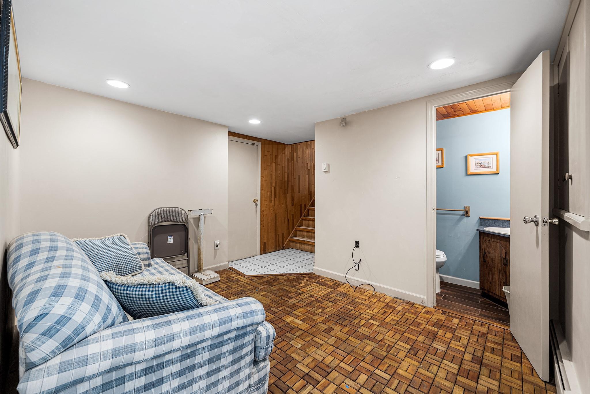 Single Family Farmers  Nassau County, NY 11803, MLS-862732-24