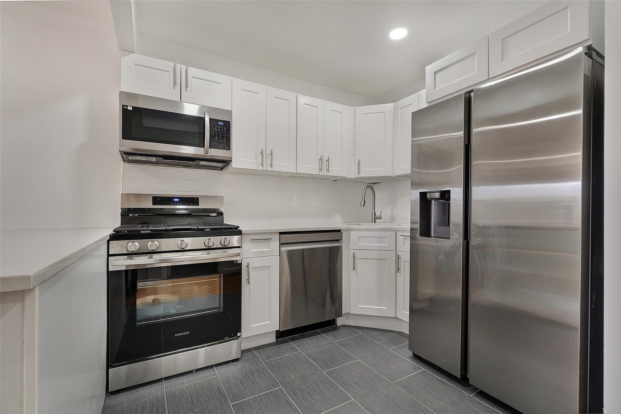 Single Family Chauncey  Brooklyn, NY 11233, MLS-862735-10