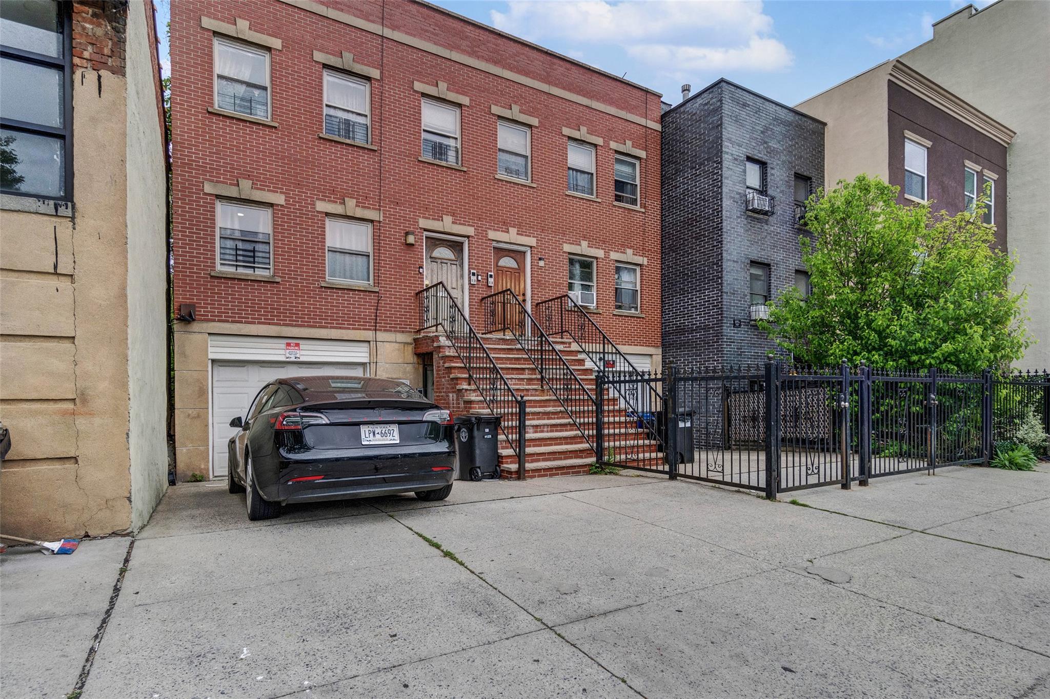 Single Family Chauncey  Brooklyn, NY 11233, MLS-862735-3