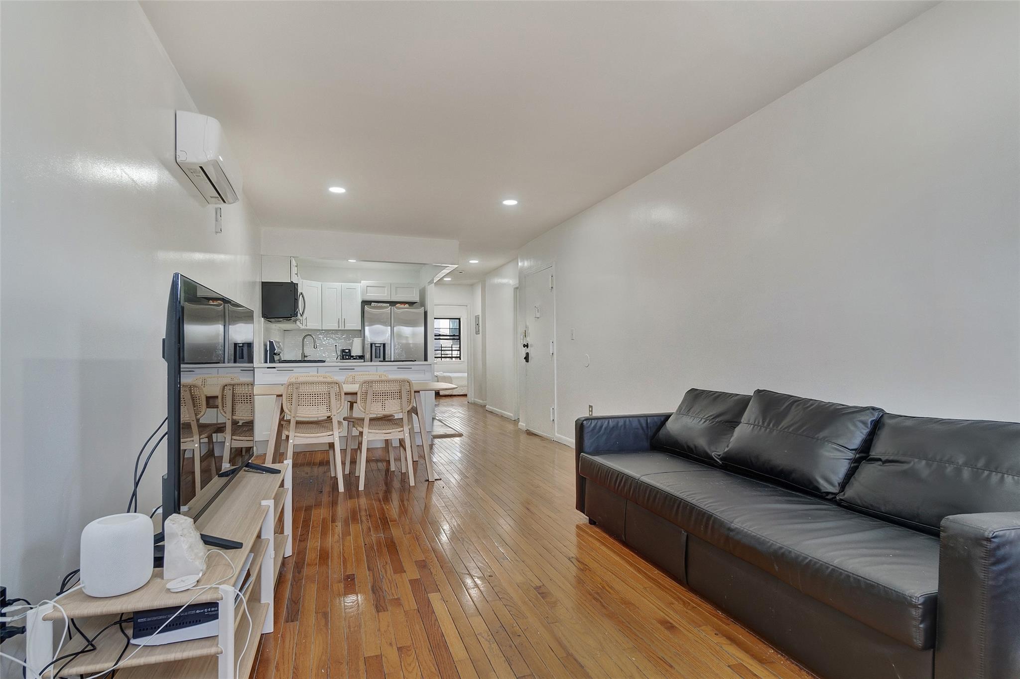 Single Family Chauncey  Brooklyn, NY 11233, MLS-862735-7