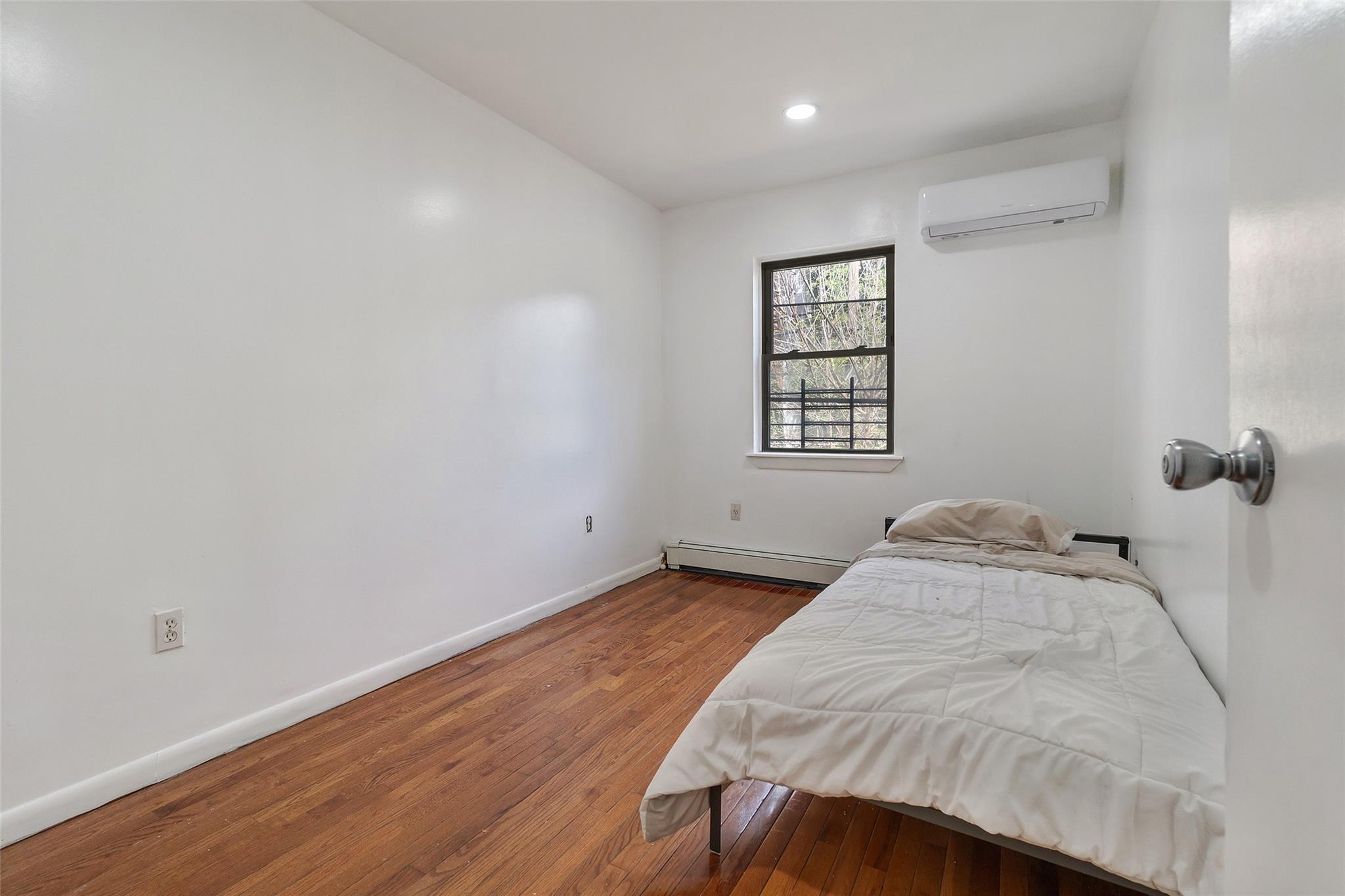 Single Family Chauncey  Brooklyn, NY 11233, MLS-862735-9