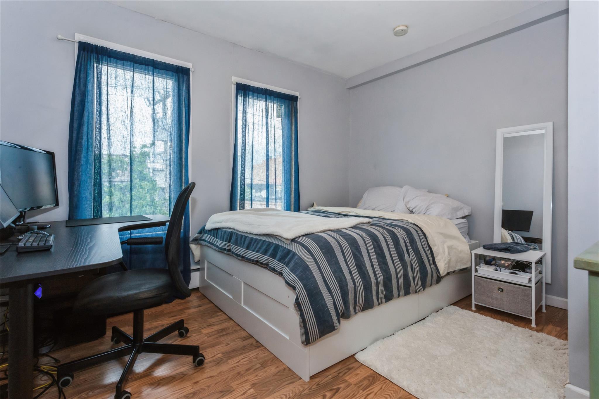 Single Family Walnut  Nassau County, NY 11561, MLS-862736-14