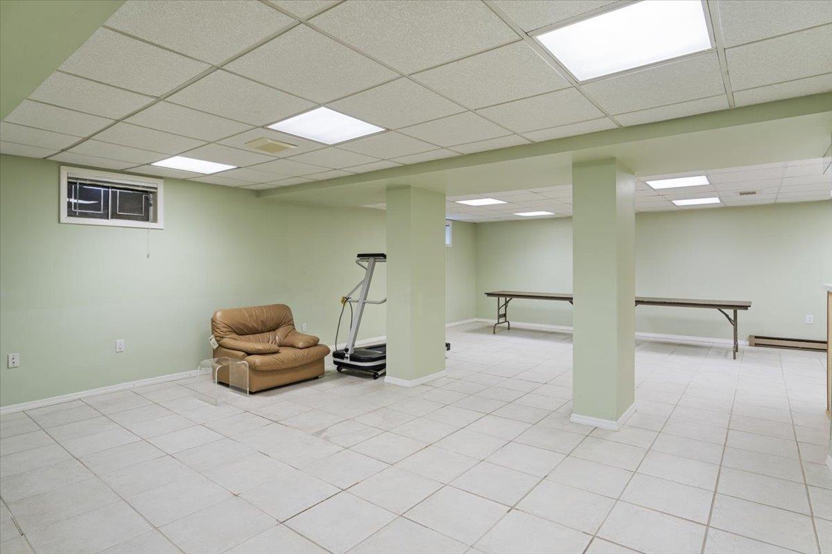 Single Family Sunset  Nassau County, NY 11507, MLS-862746-31