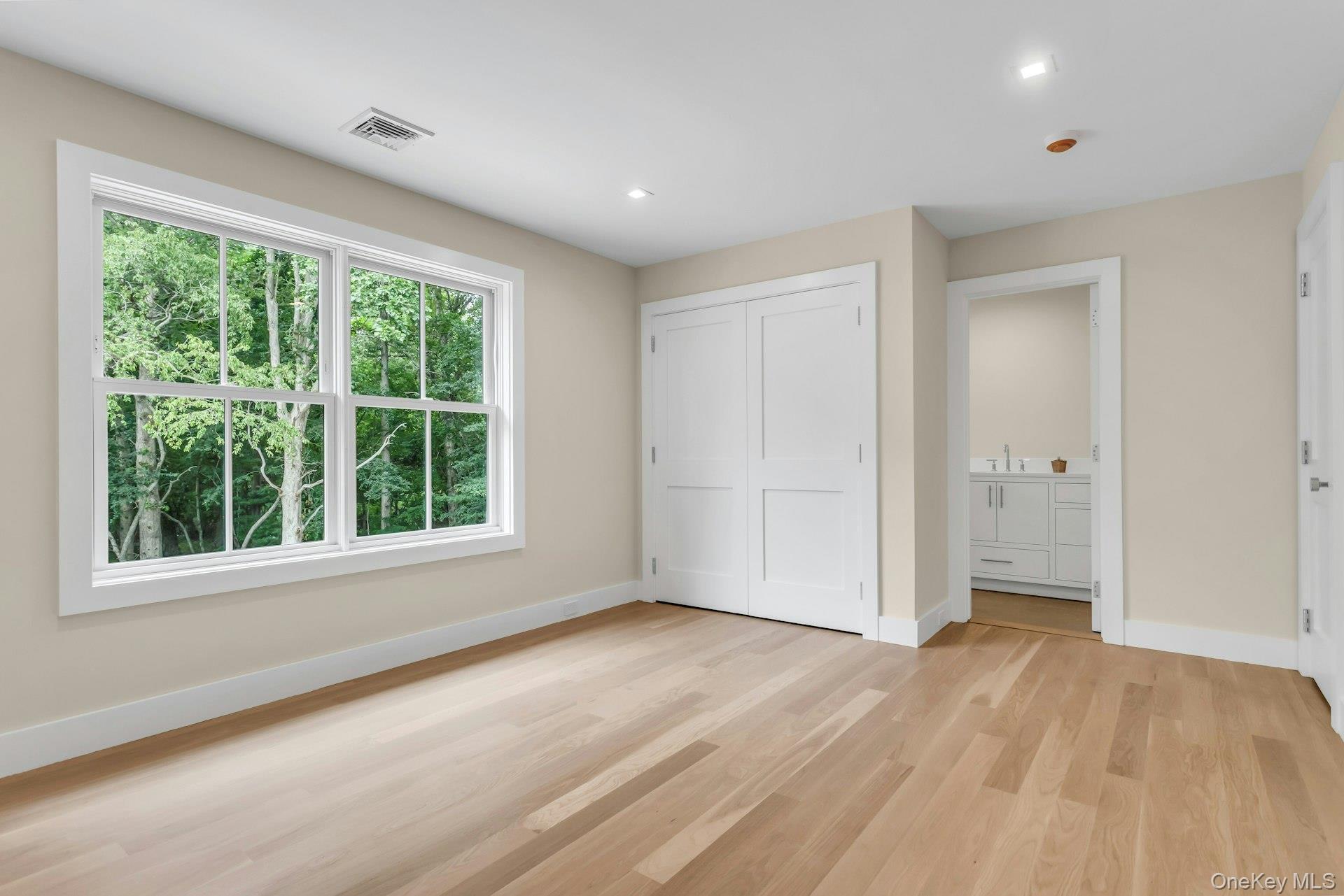 Single Family Blue Marlin Suffolk County, NY 11971, MLS-862752-34